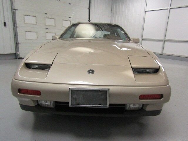 1987 Nissan 300ZX photo 2