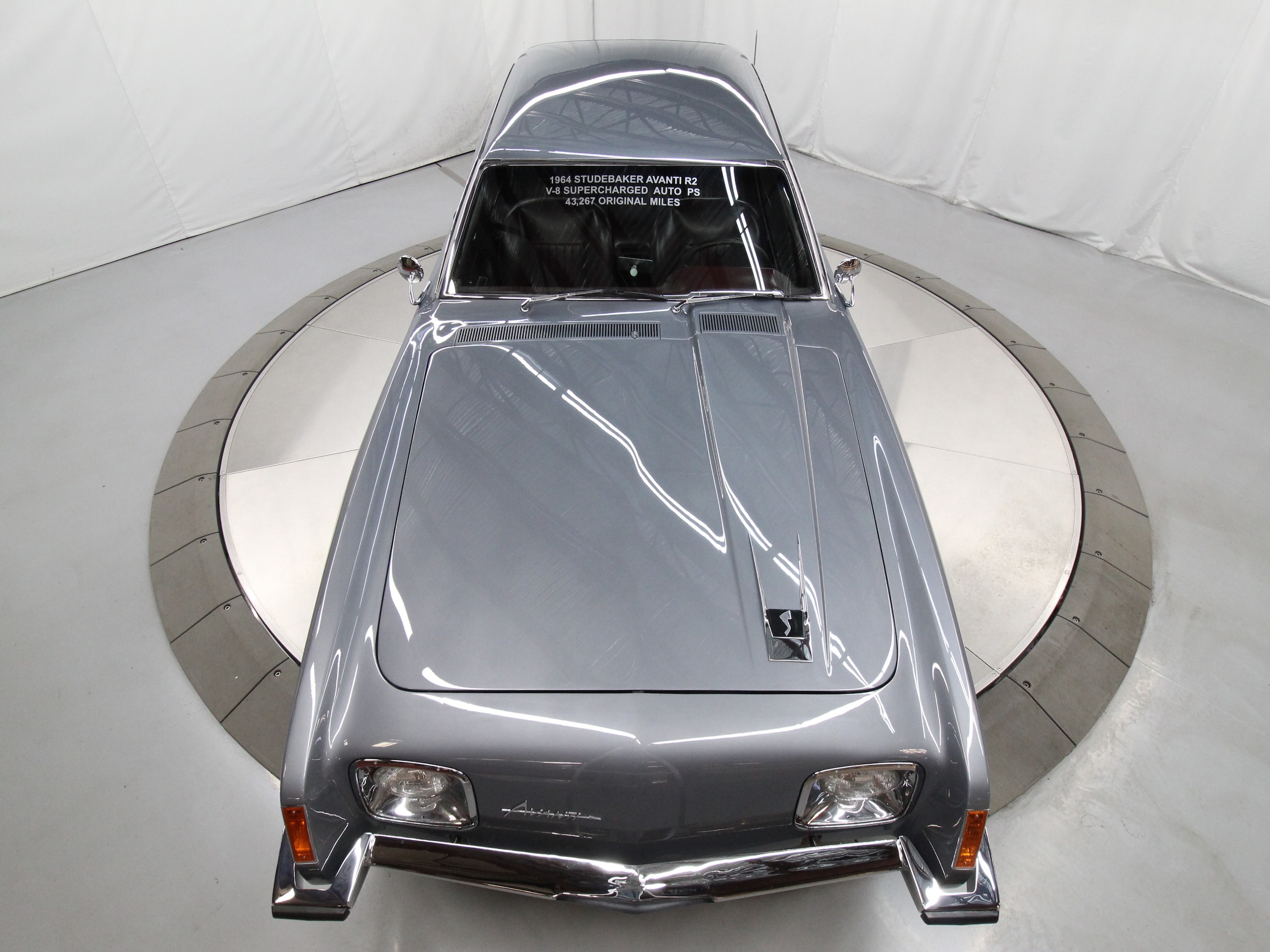 1964 Studebaker Avanti 36