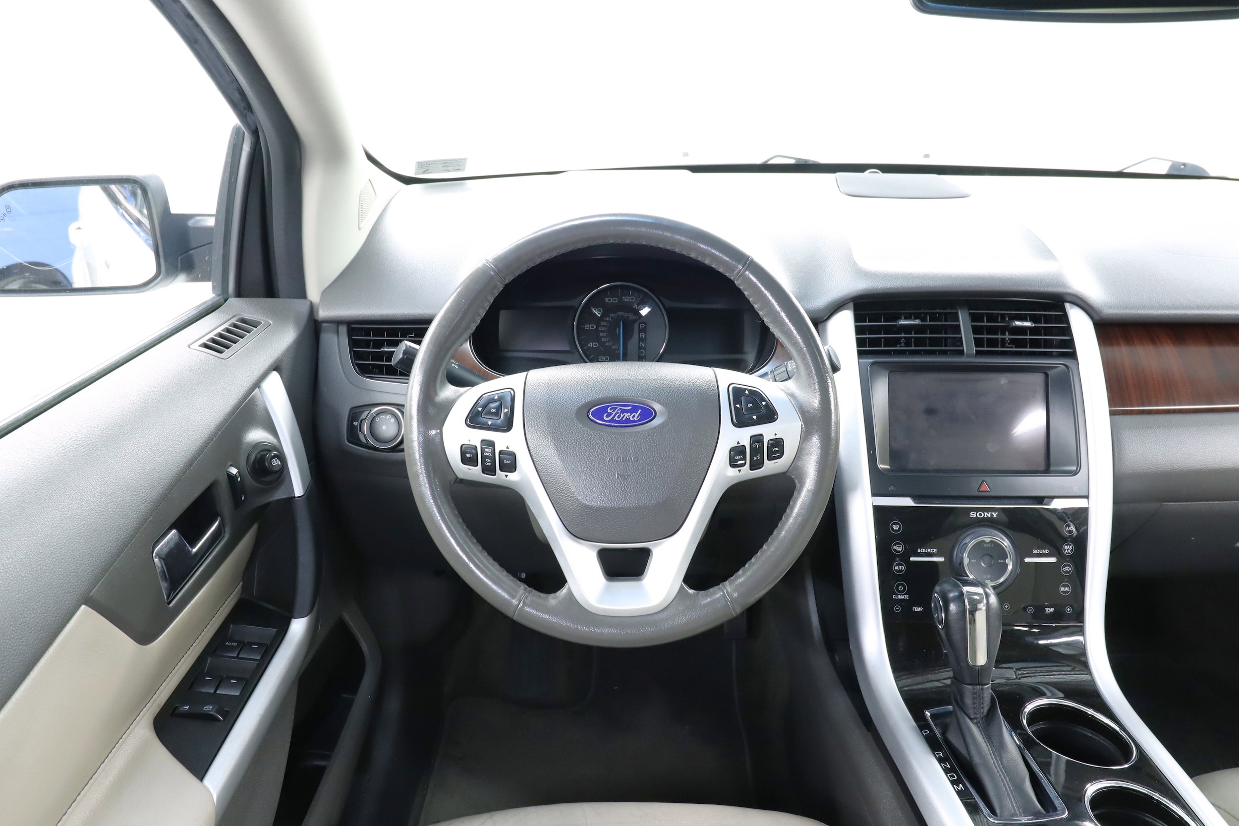 2012 Ford Edge 10