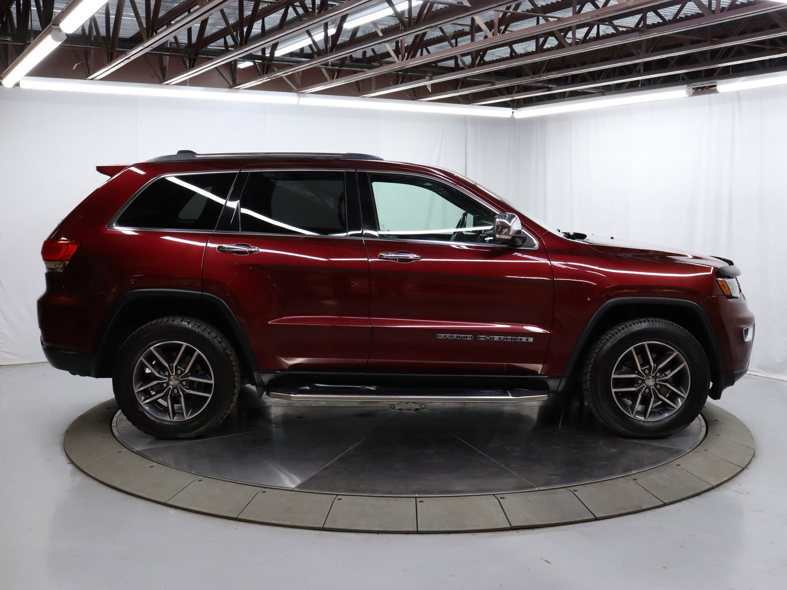 2018 Jeep Grand Cherokee 8