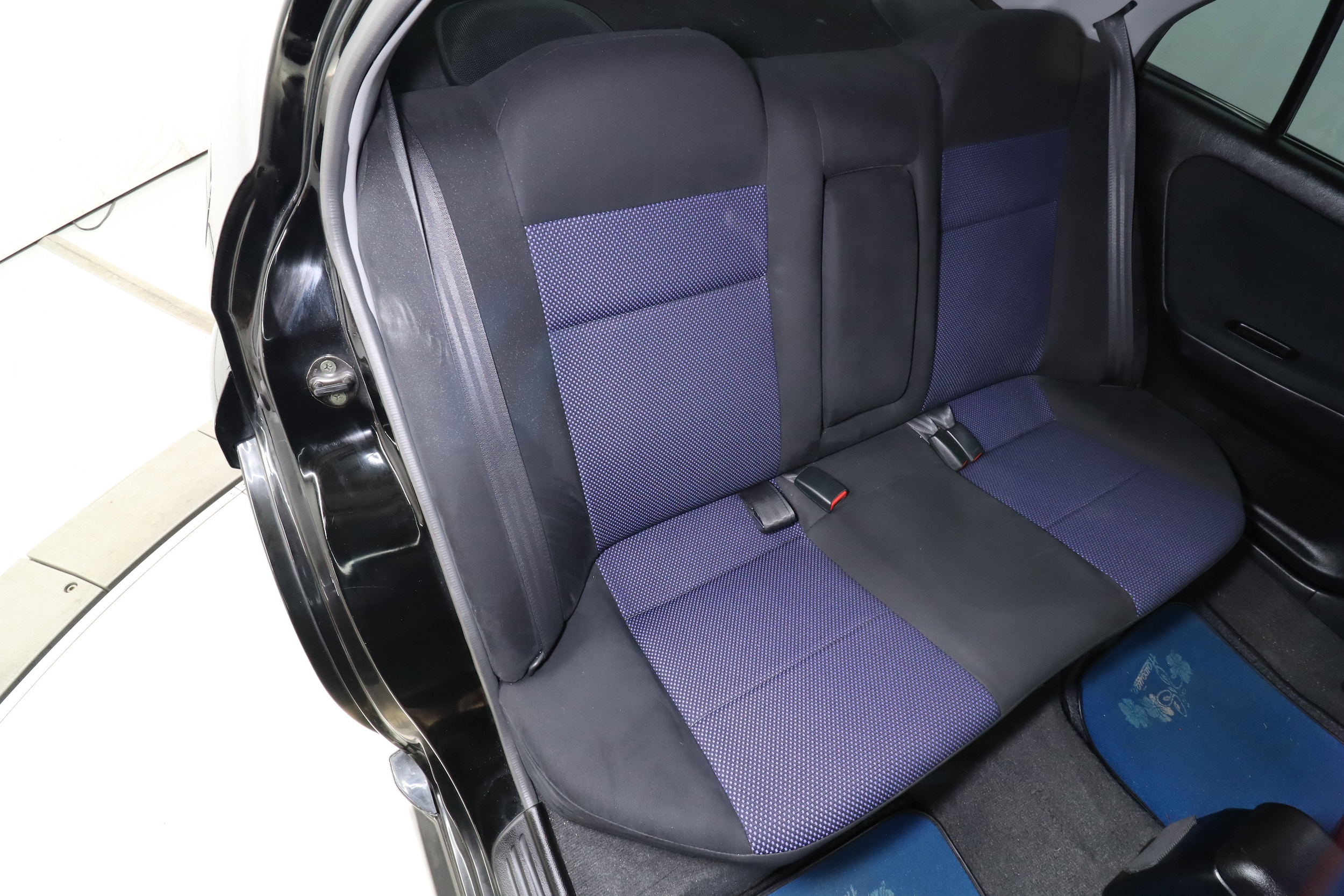 1999 Mitsubishi Lancer 18