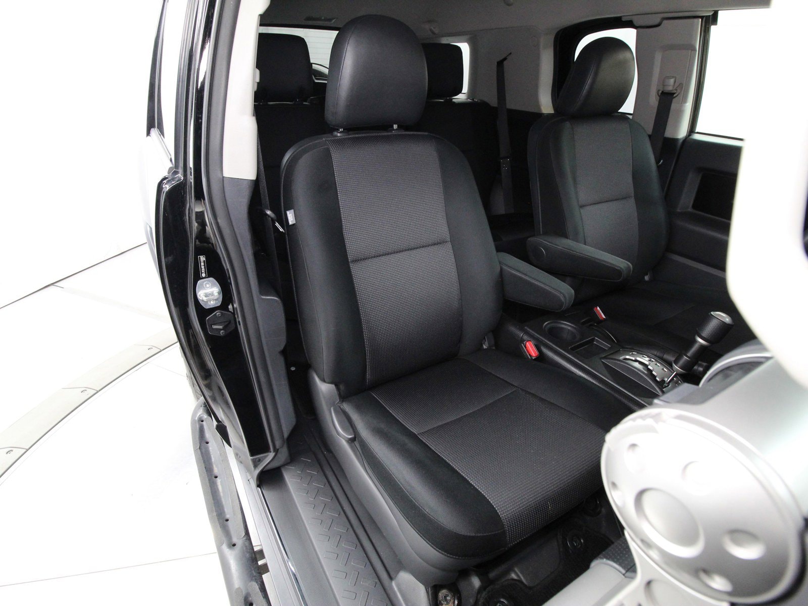 2011 Toyota FJ Cruiser 17