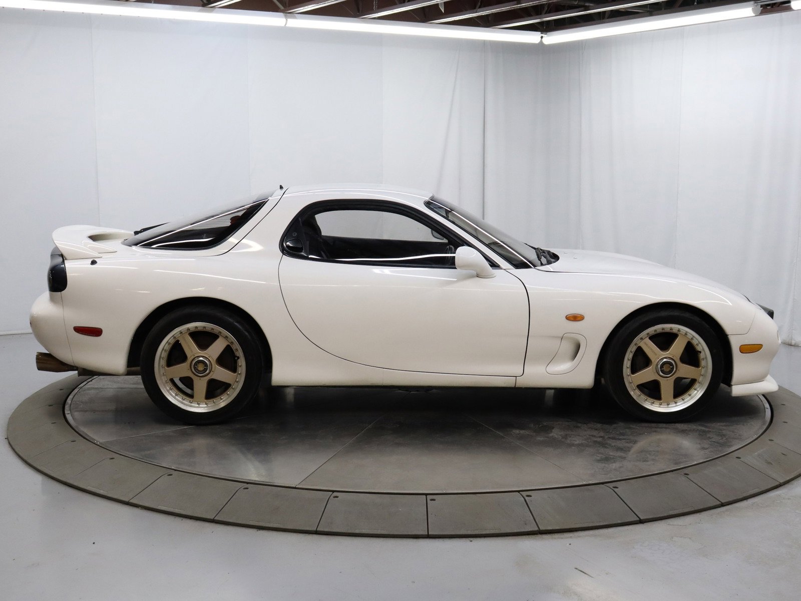 1993 Mazda RX-7 10