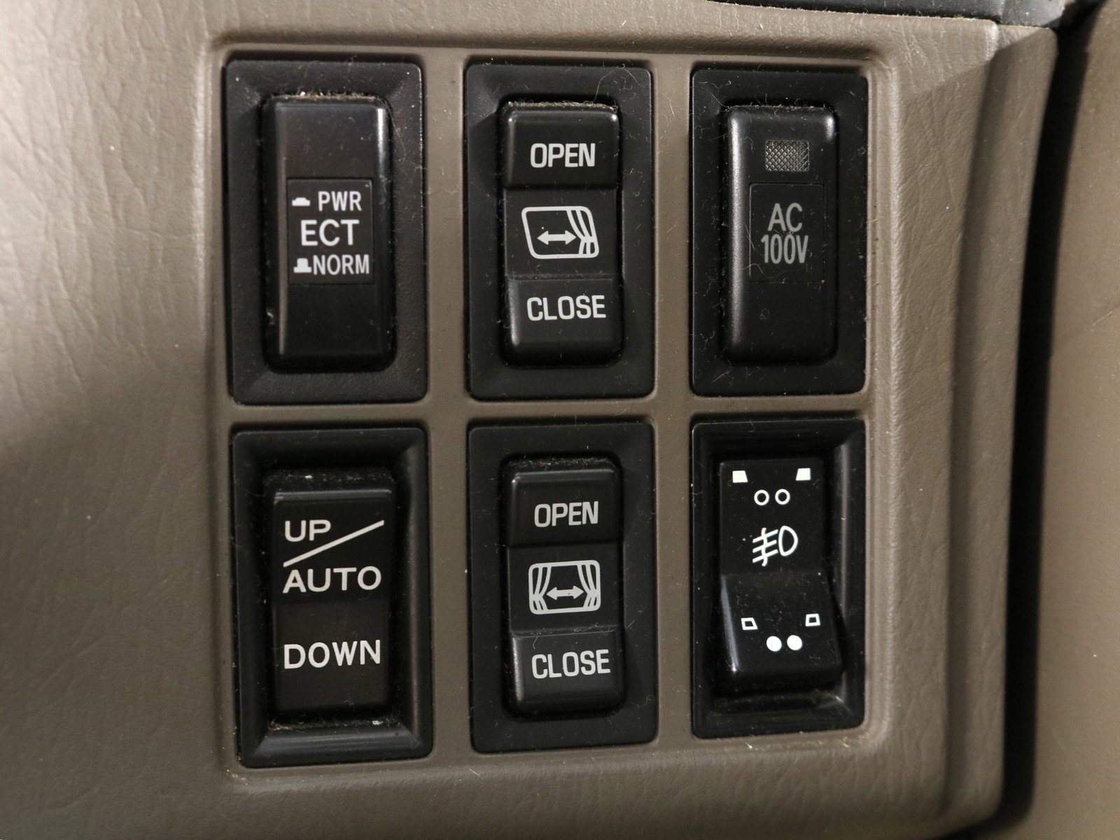 1999 Toyota Grand Hiace 52