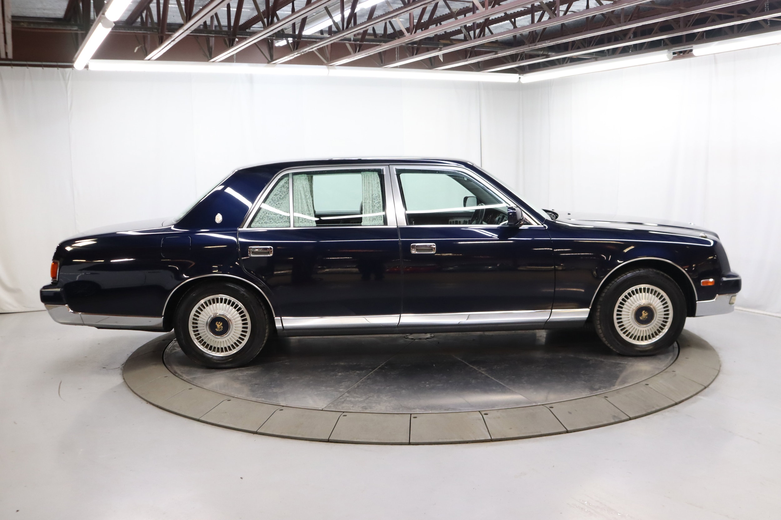 1997 Toyota Century 18