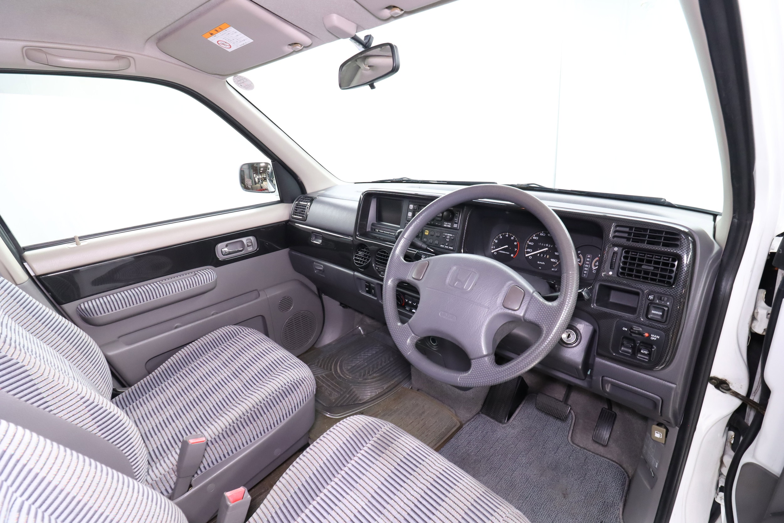 1998 Honda Stepwgn 11