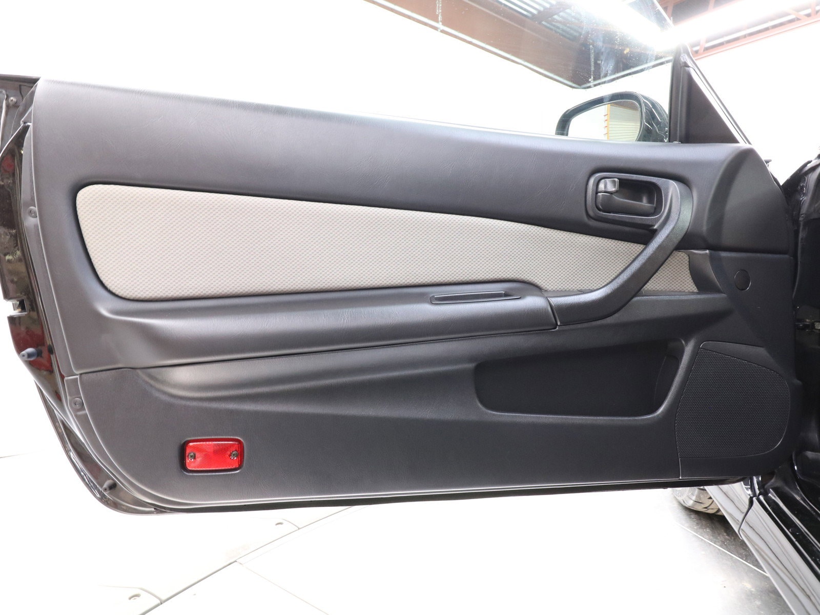 1999 Nissan Skyline 23