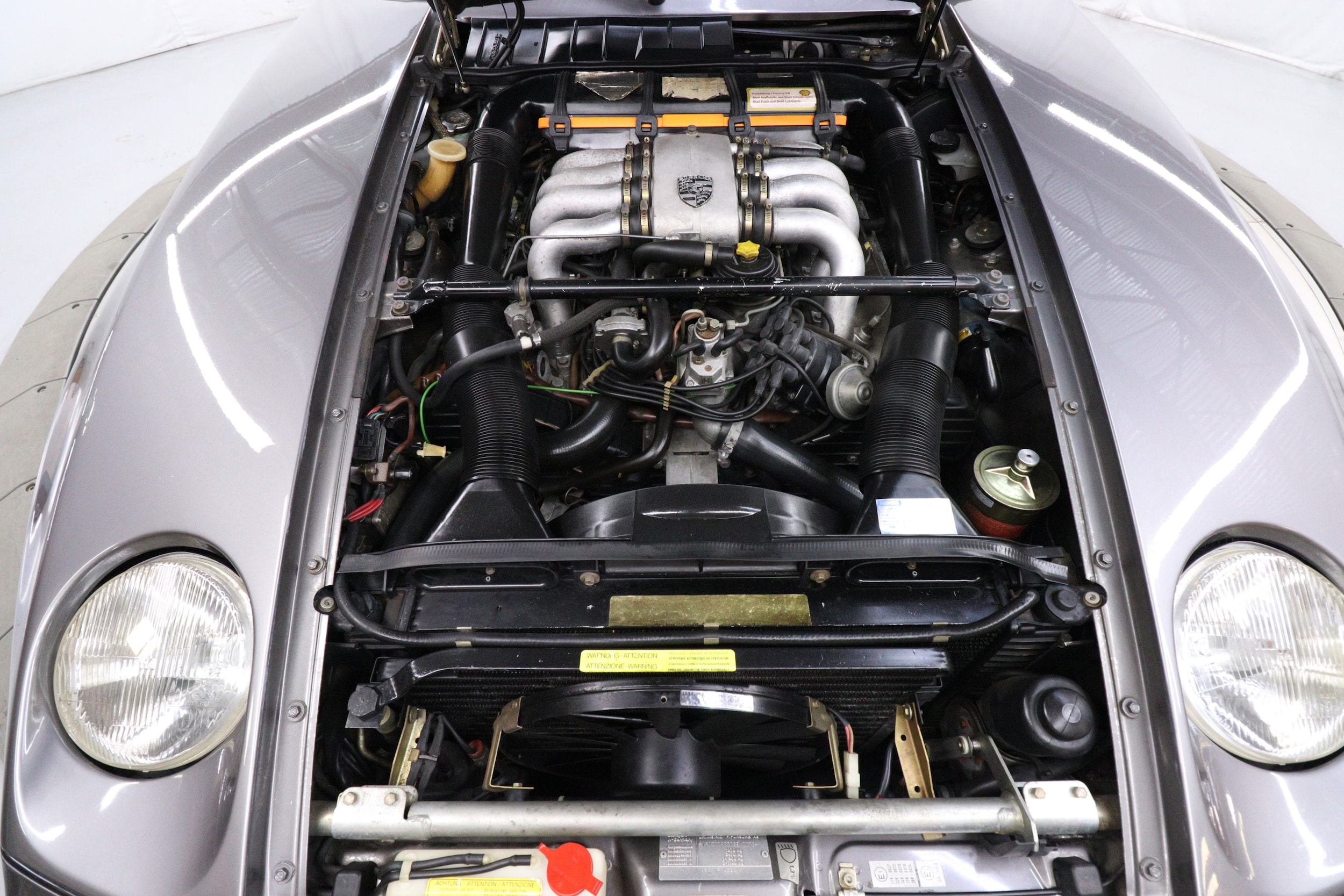 1982 Porsche 928 22