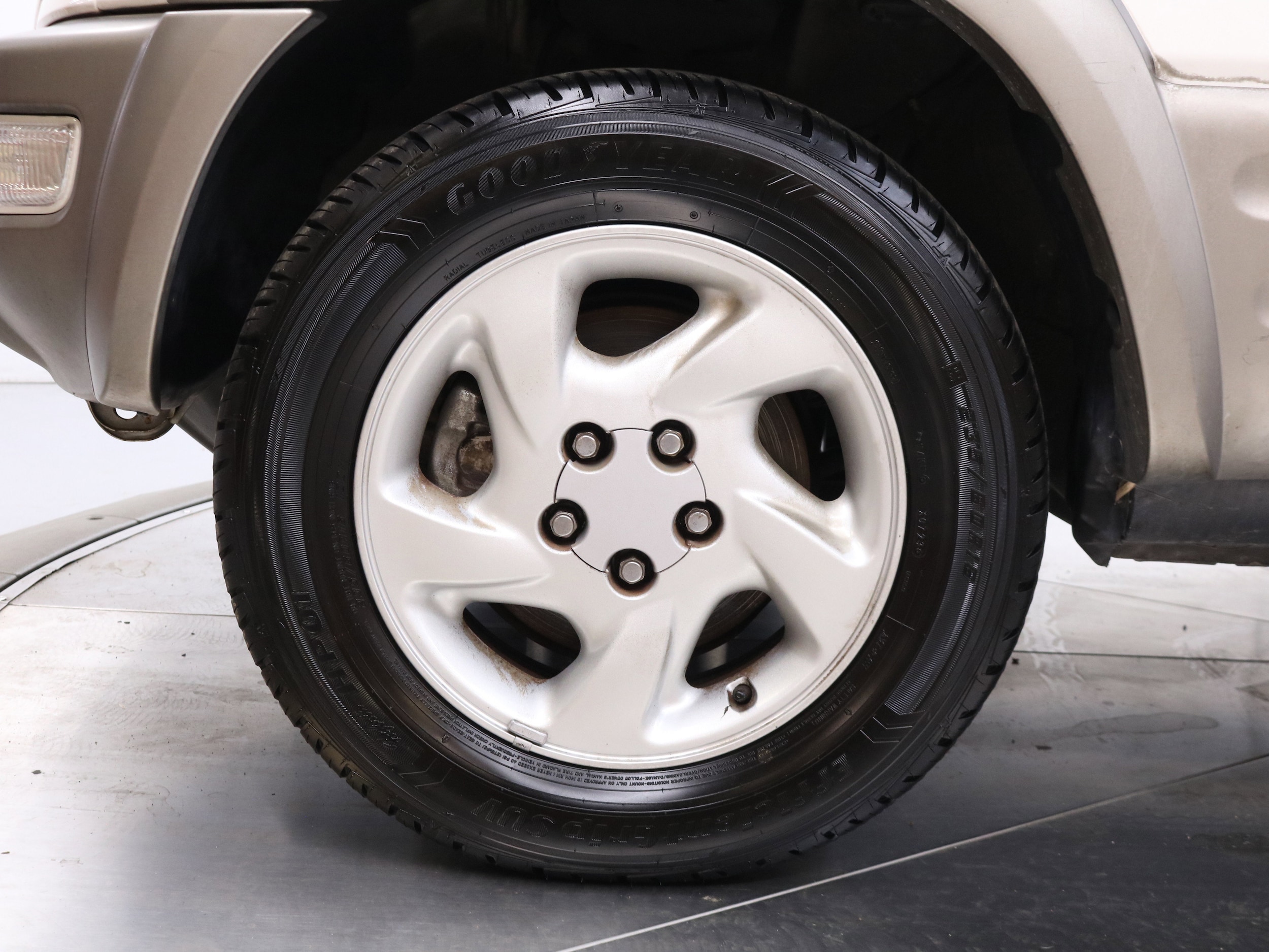 1998 Toyota RAV4 30