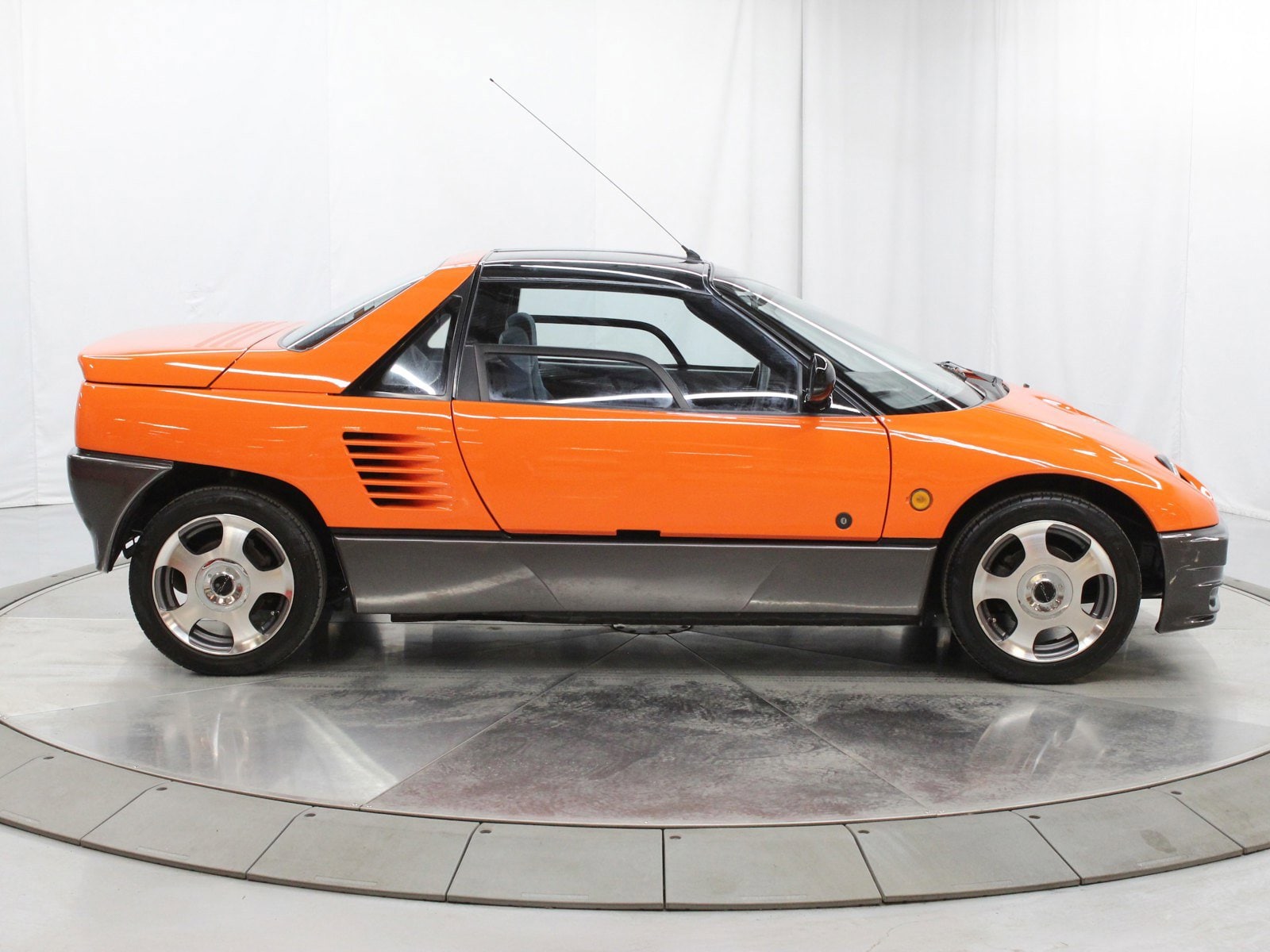 1994 Suzuki Cara 10