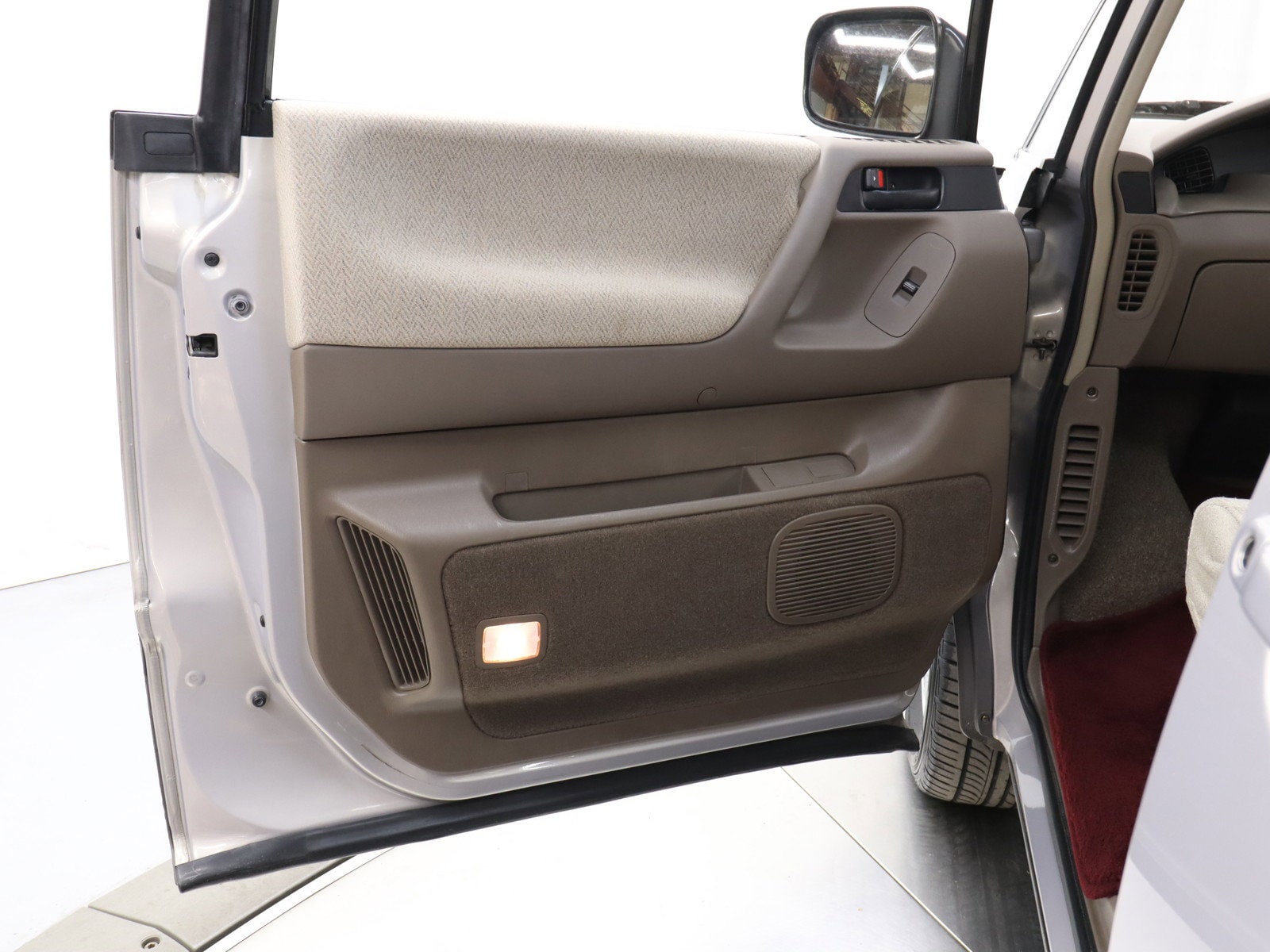 1993 Toyota Estima 23