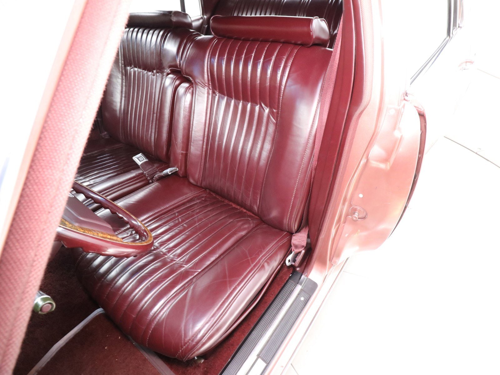 1977 Cadillac Seville 15