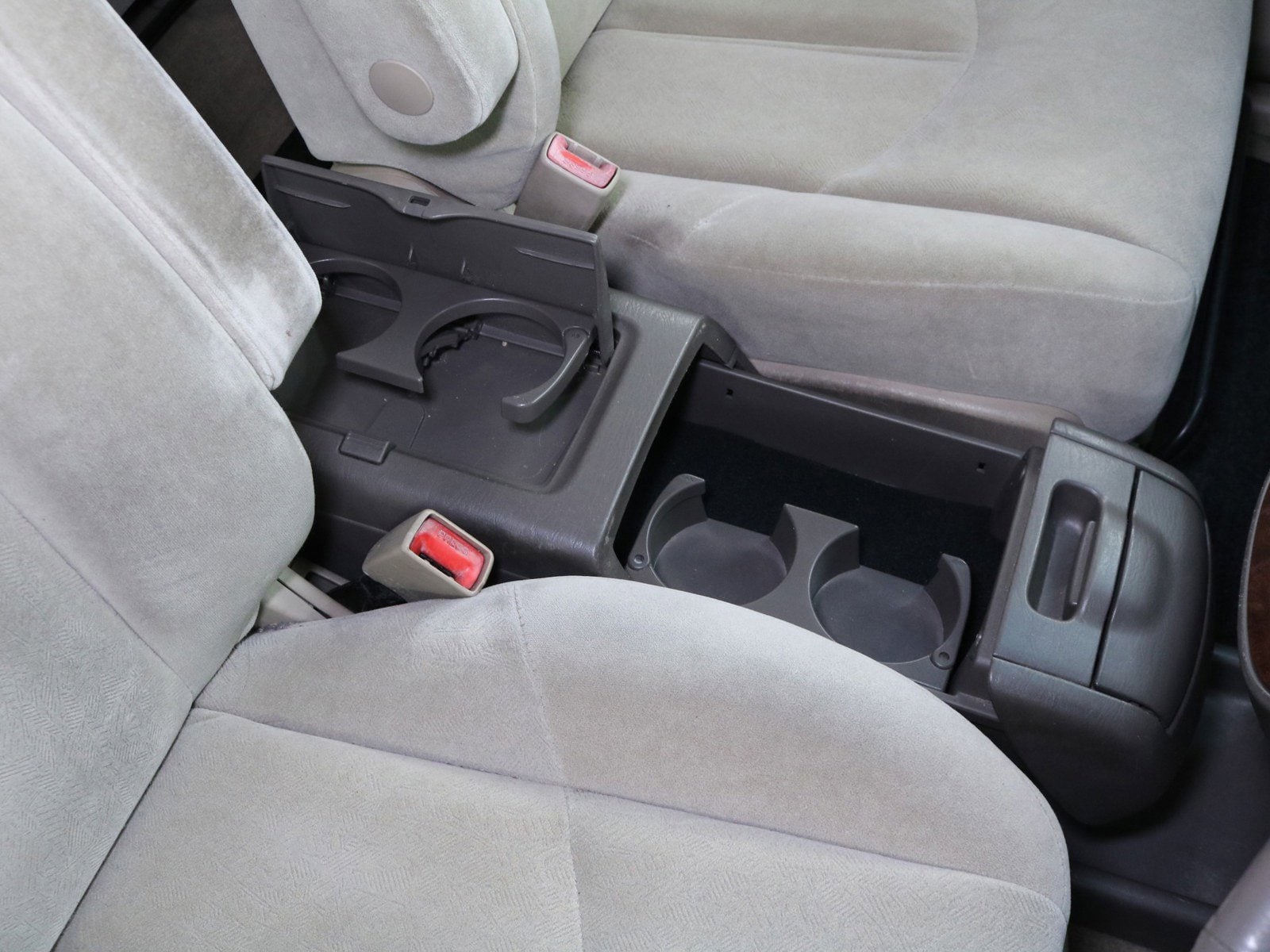 1998 Toyota Harrier 47