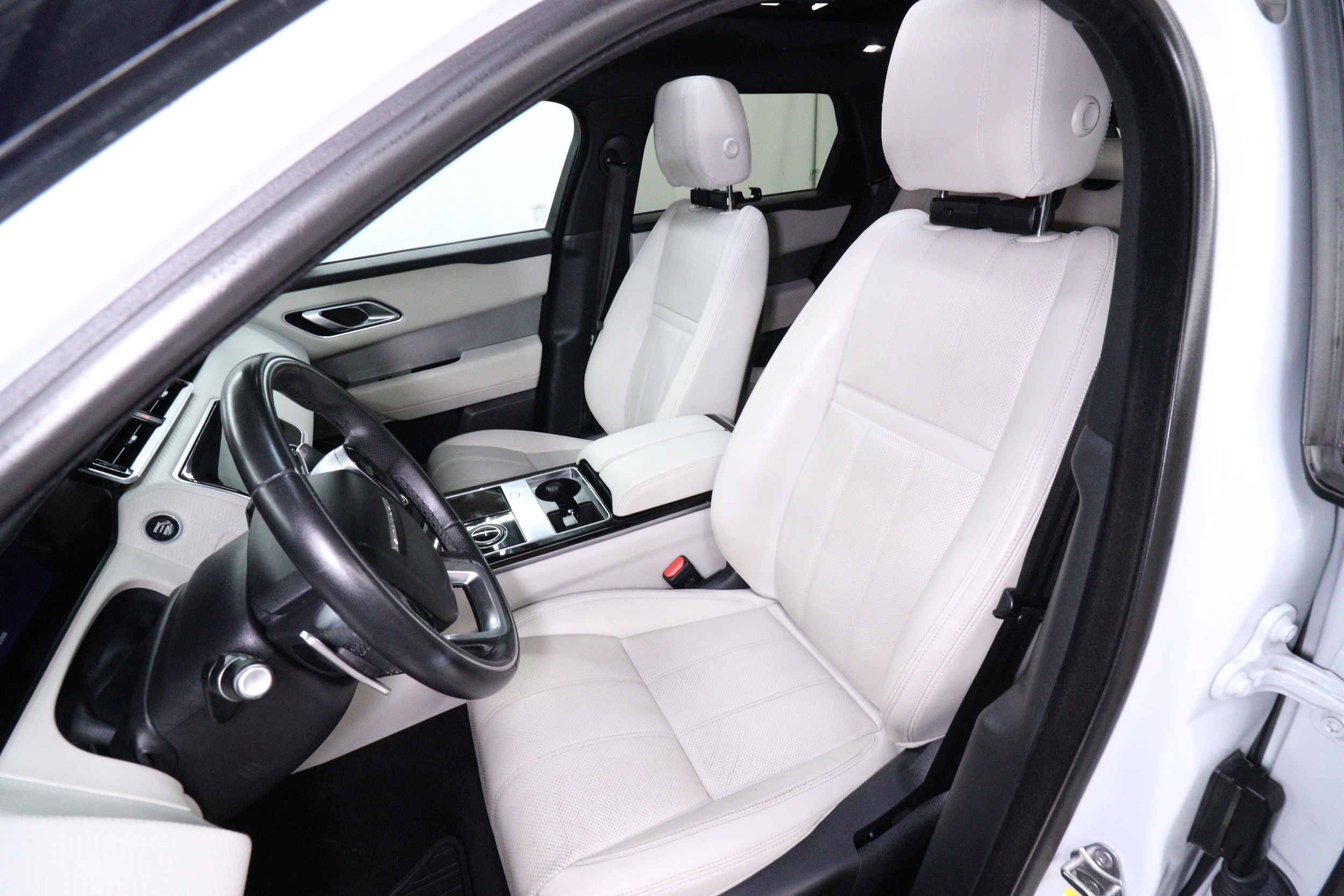 2019 Land Rover Range Rover Velar 18