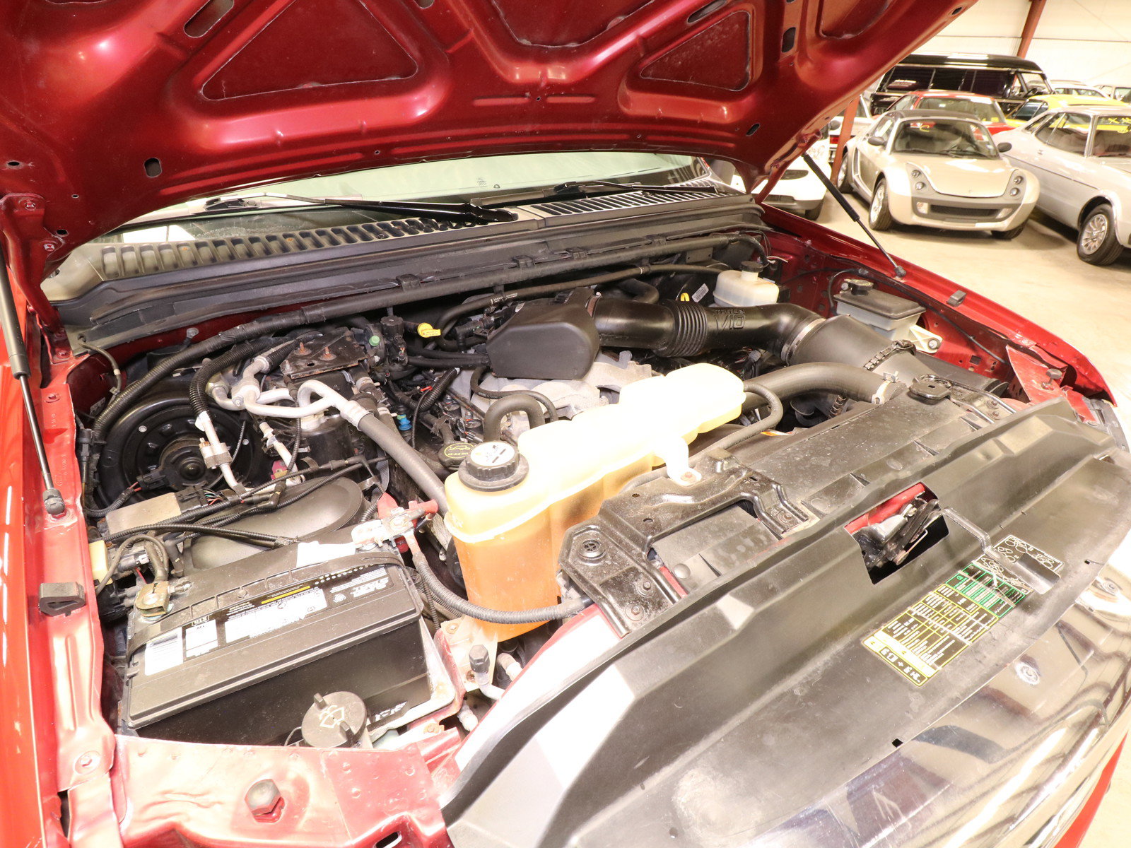 2005 Ford Excursion 25