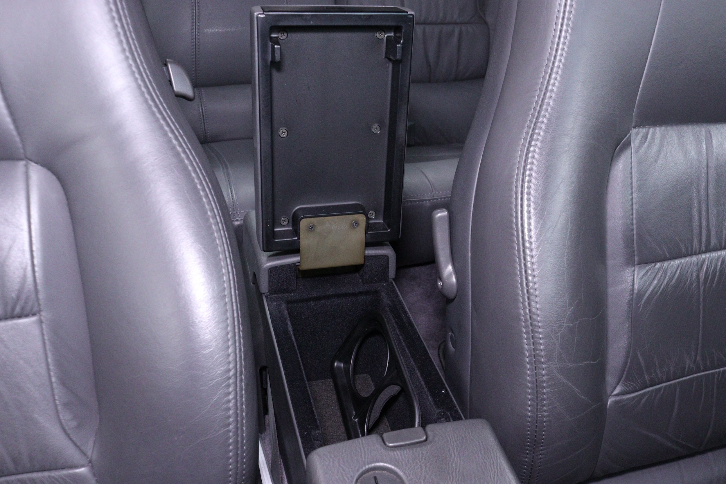 1992 Subaru SVX 65