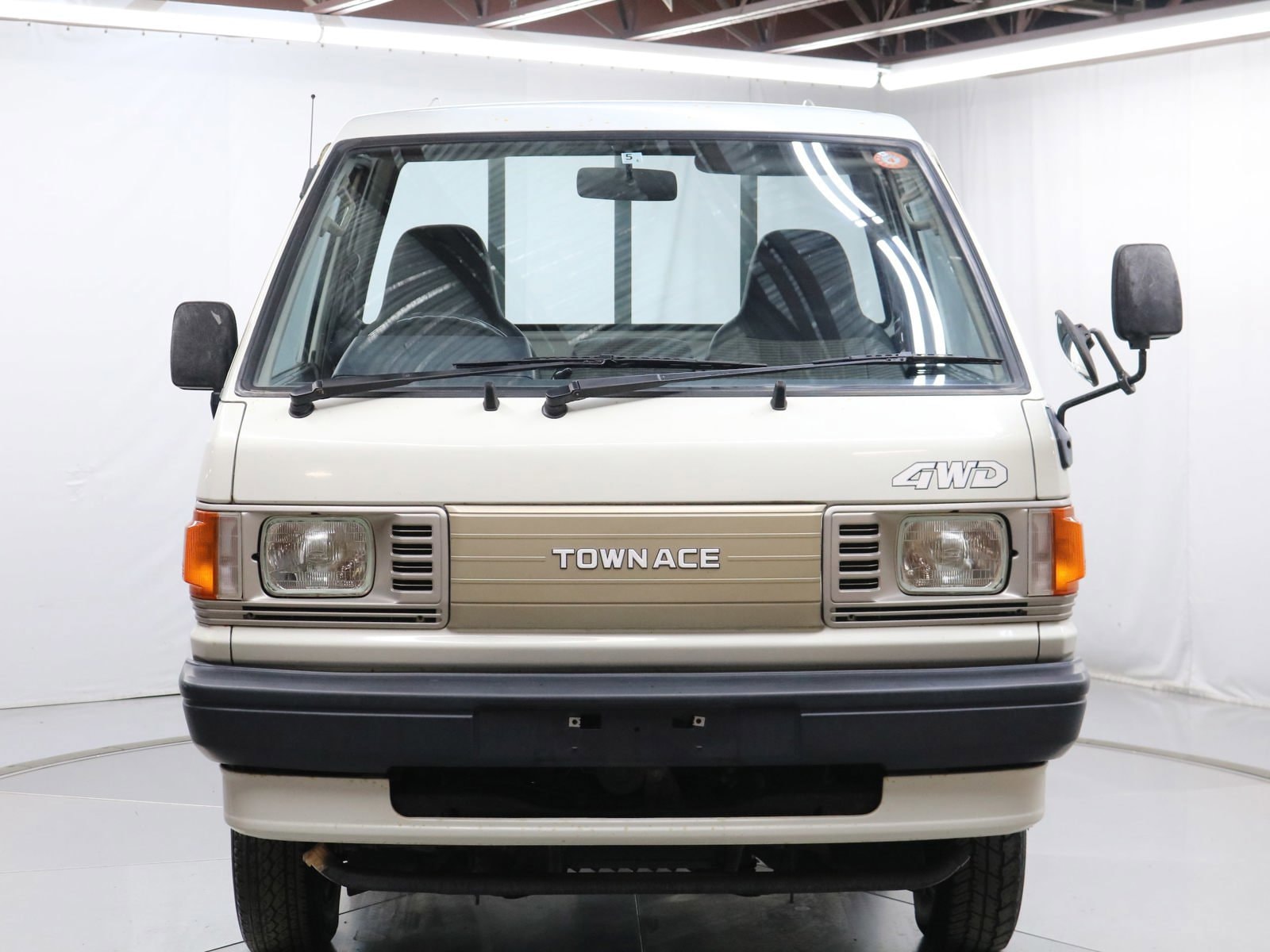 1992 Toyota Townace 3