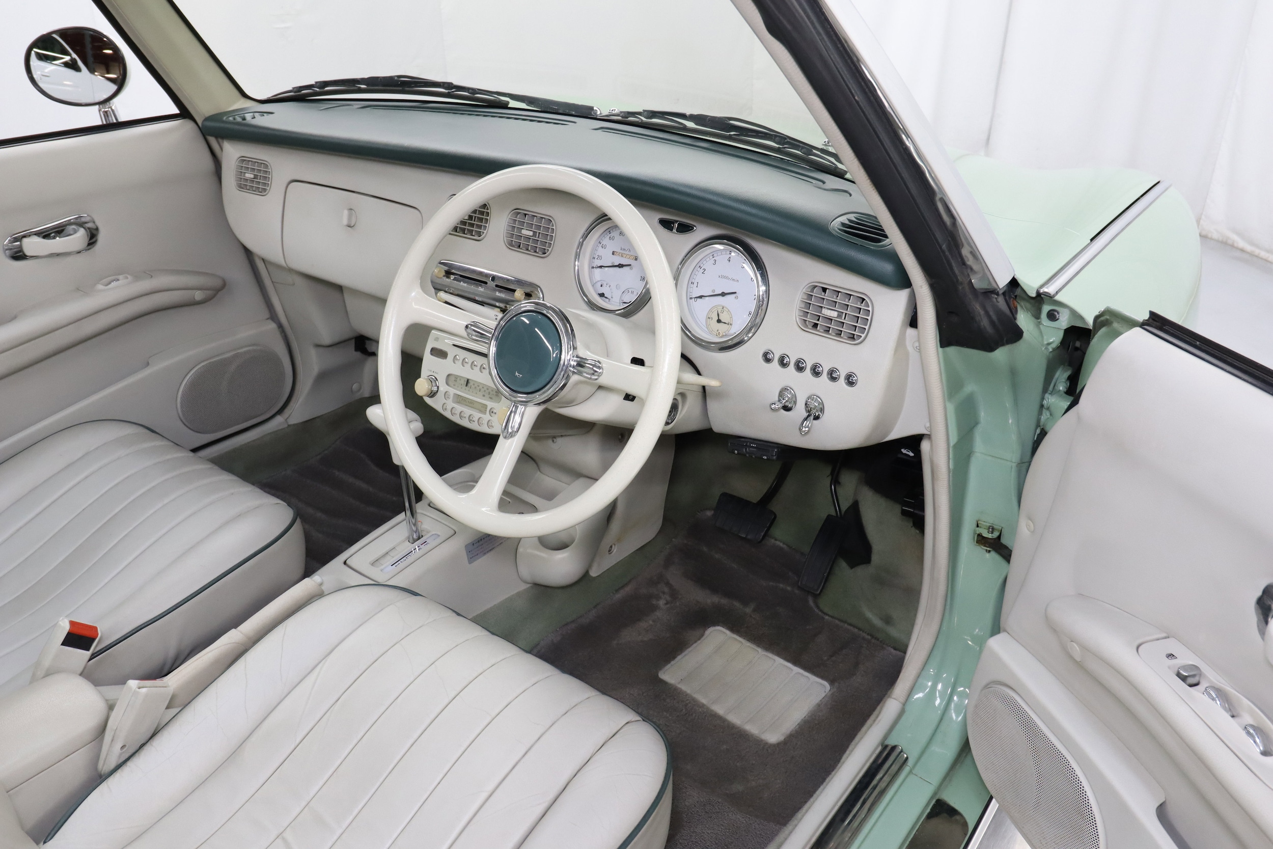 1991 Nissan Figaro 12