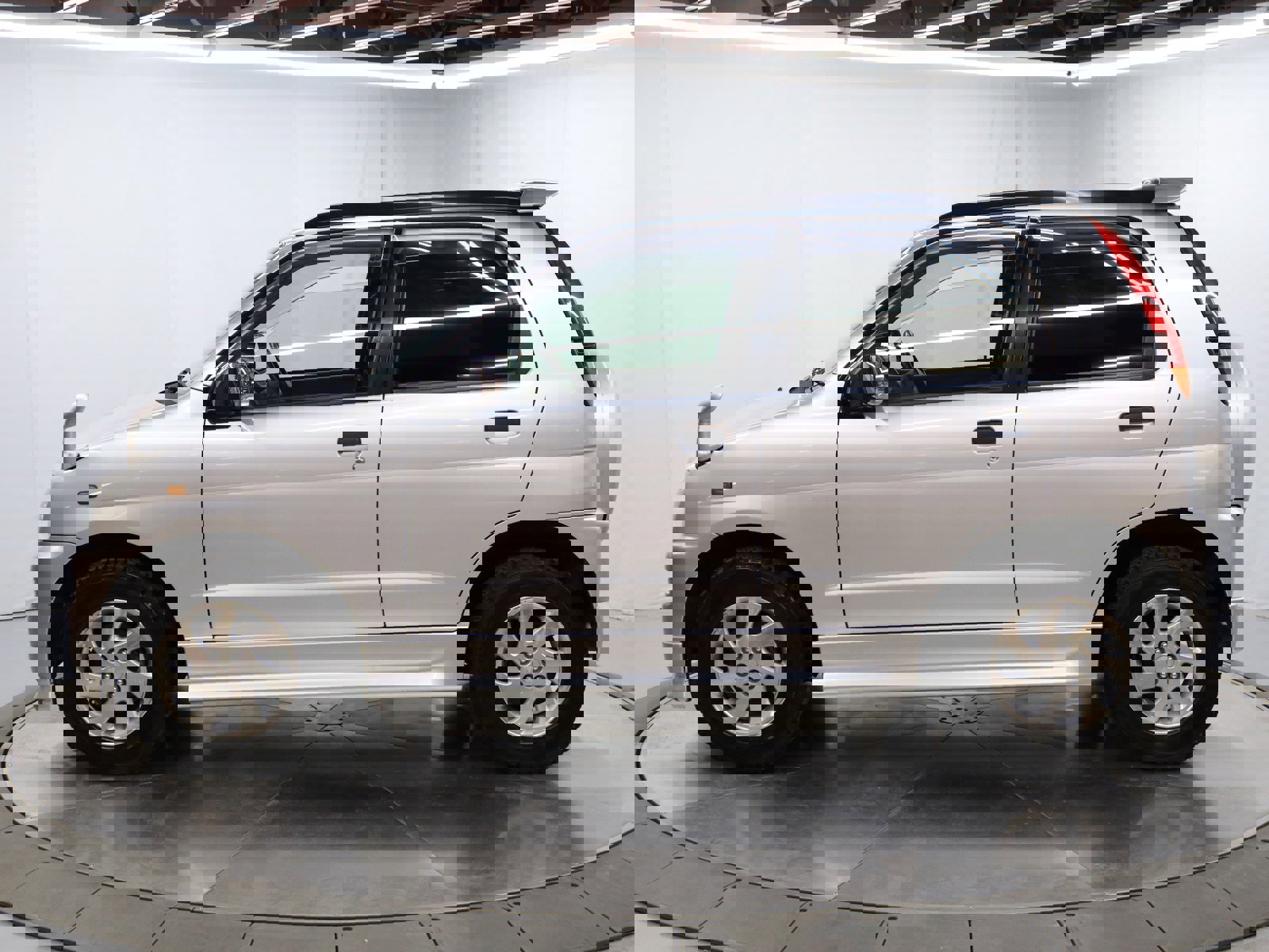 1999 Daihatsu Terios 3