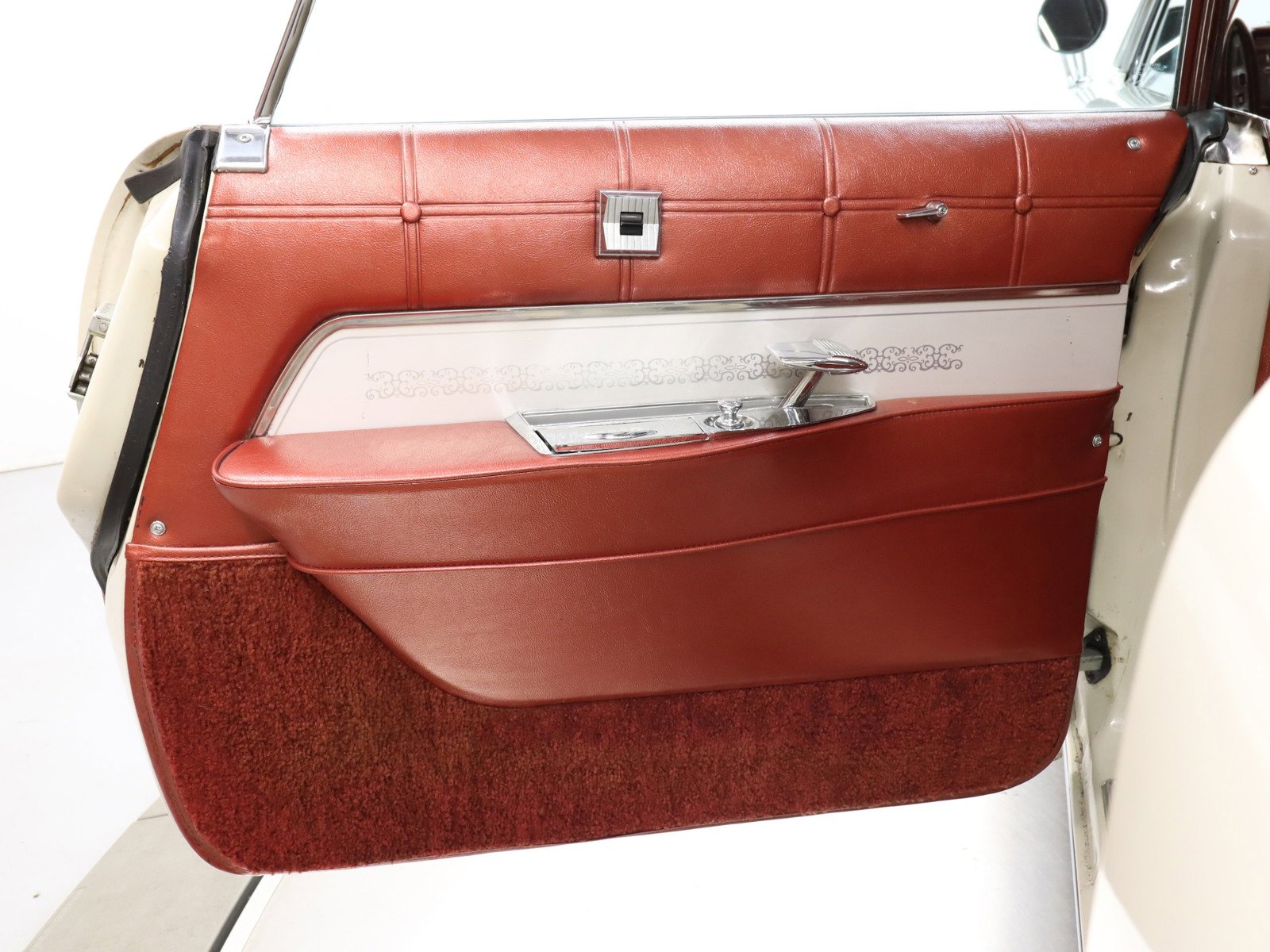 1963 Imperial Crown 24