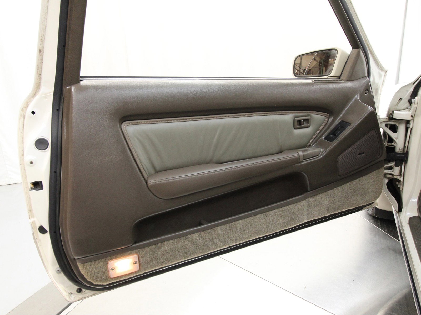 1989 Toyota Soarer 18