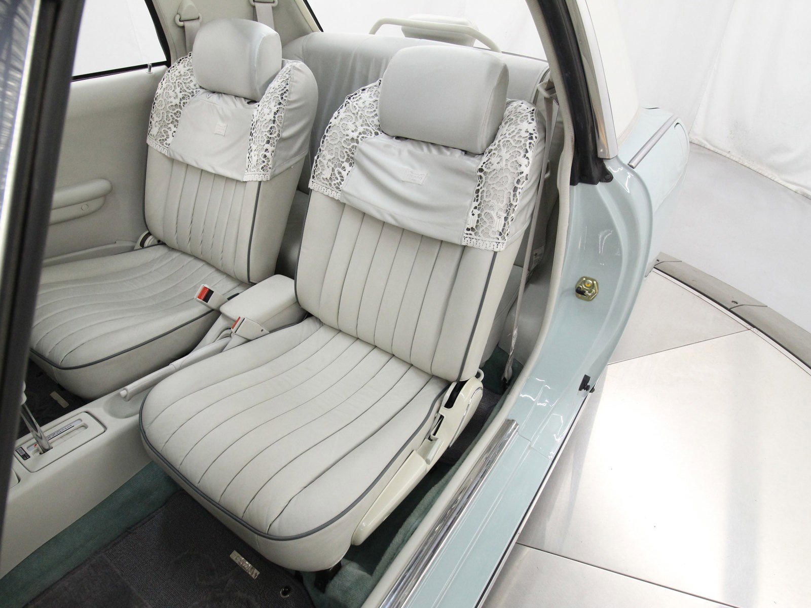 1991 Nissan Figaro 23