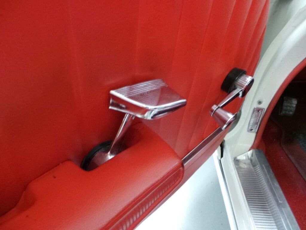 1962 Chrysler 300 26