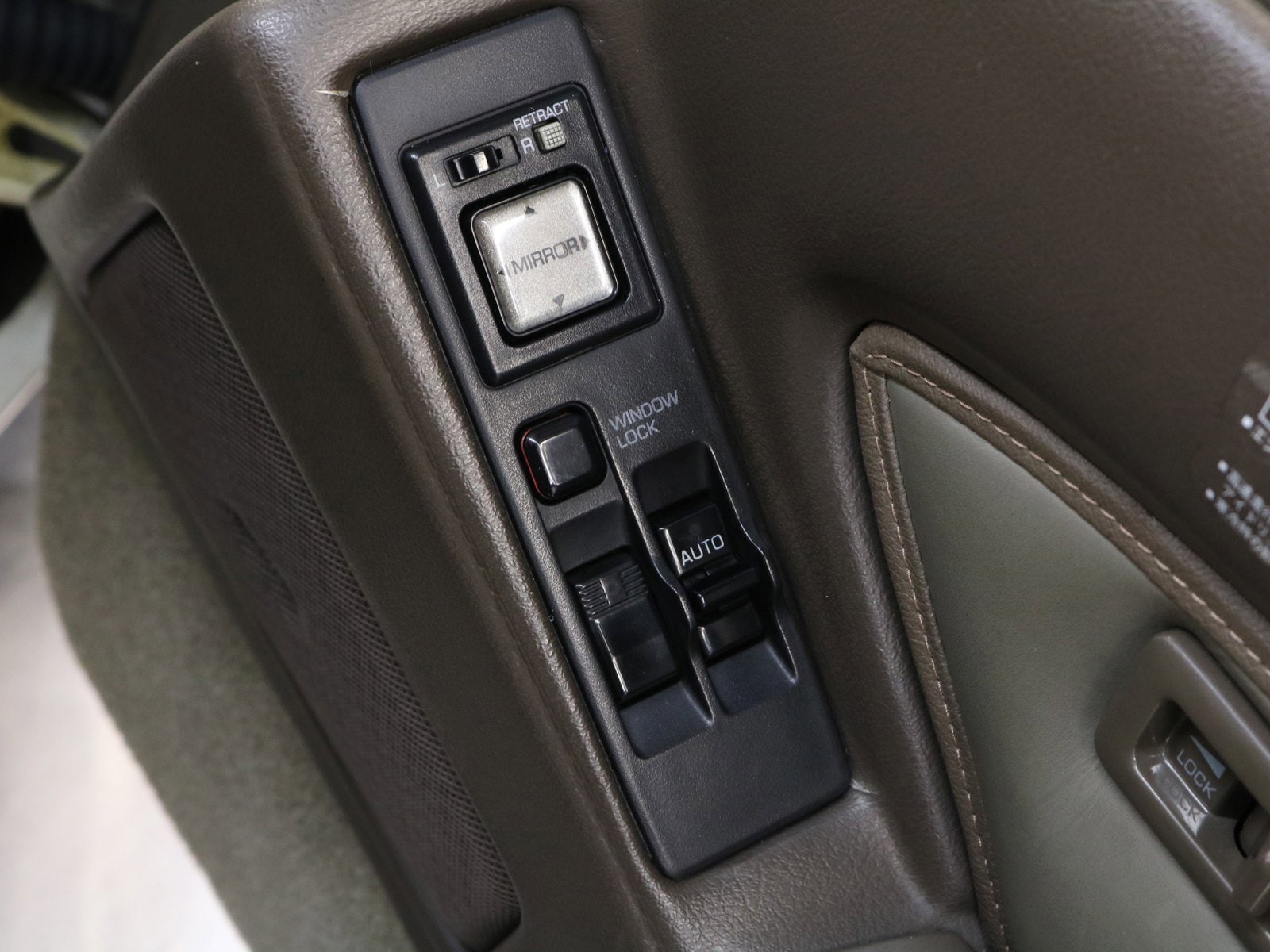 1989 Toyota Soarer 19