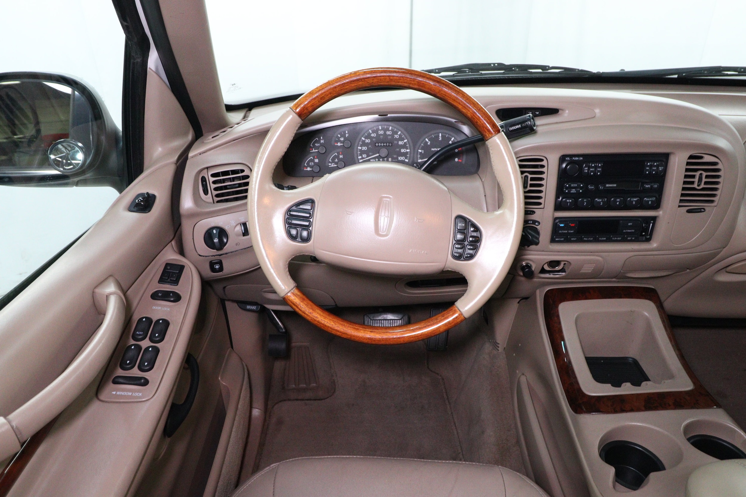 1998 Lincoln Navigator 21