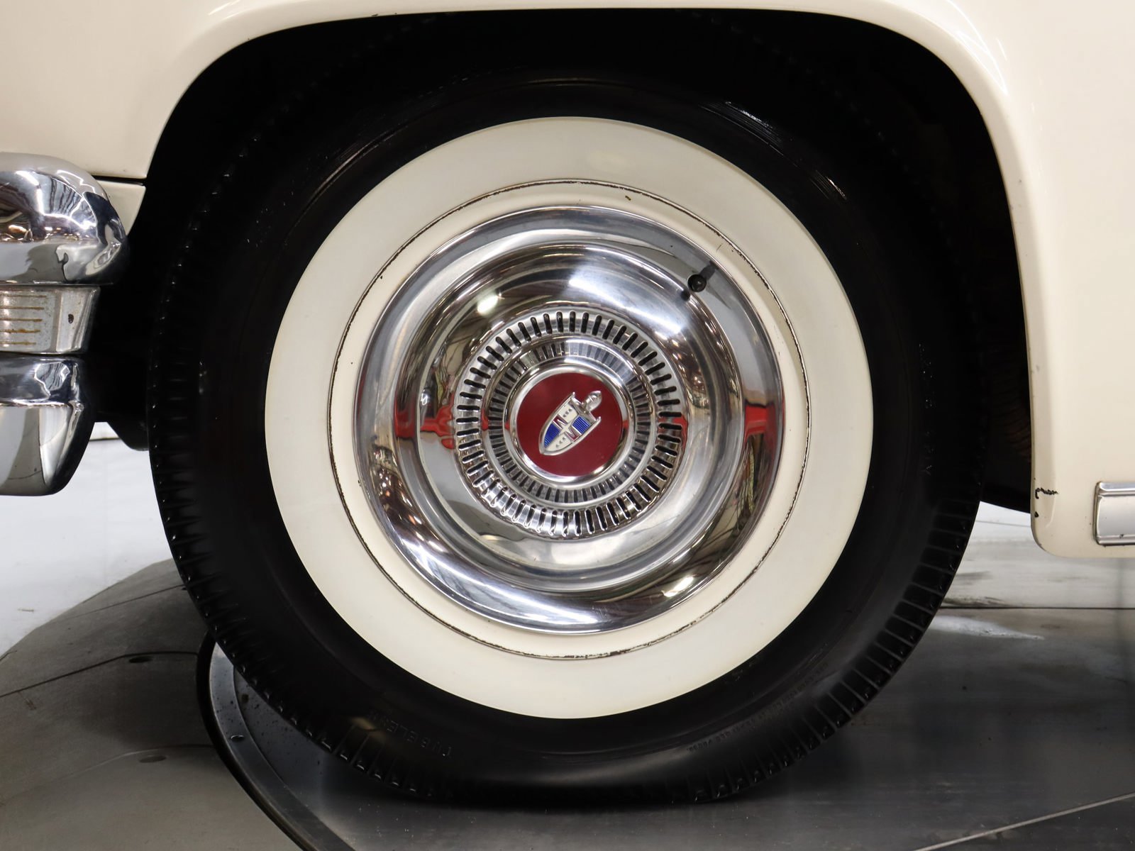 1955 Lincoln Capri 71