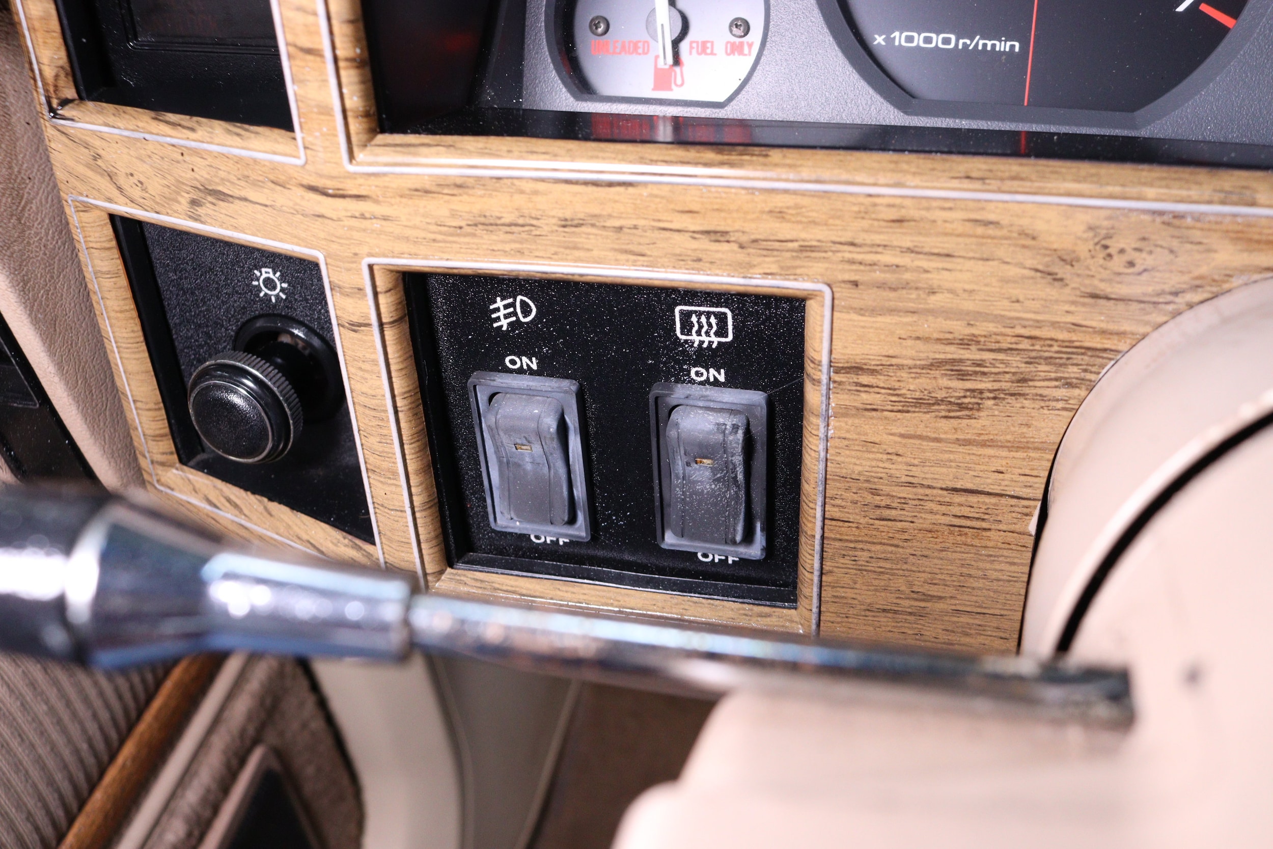 1989 Jeep Wagoneer Limited 52