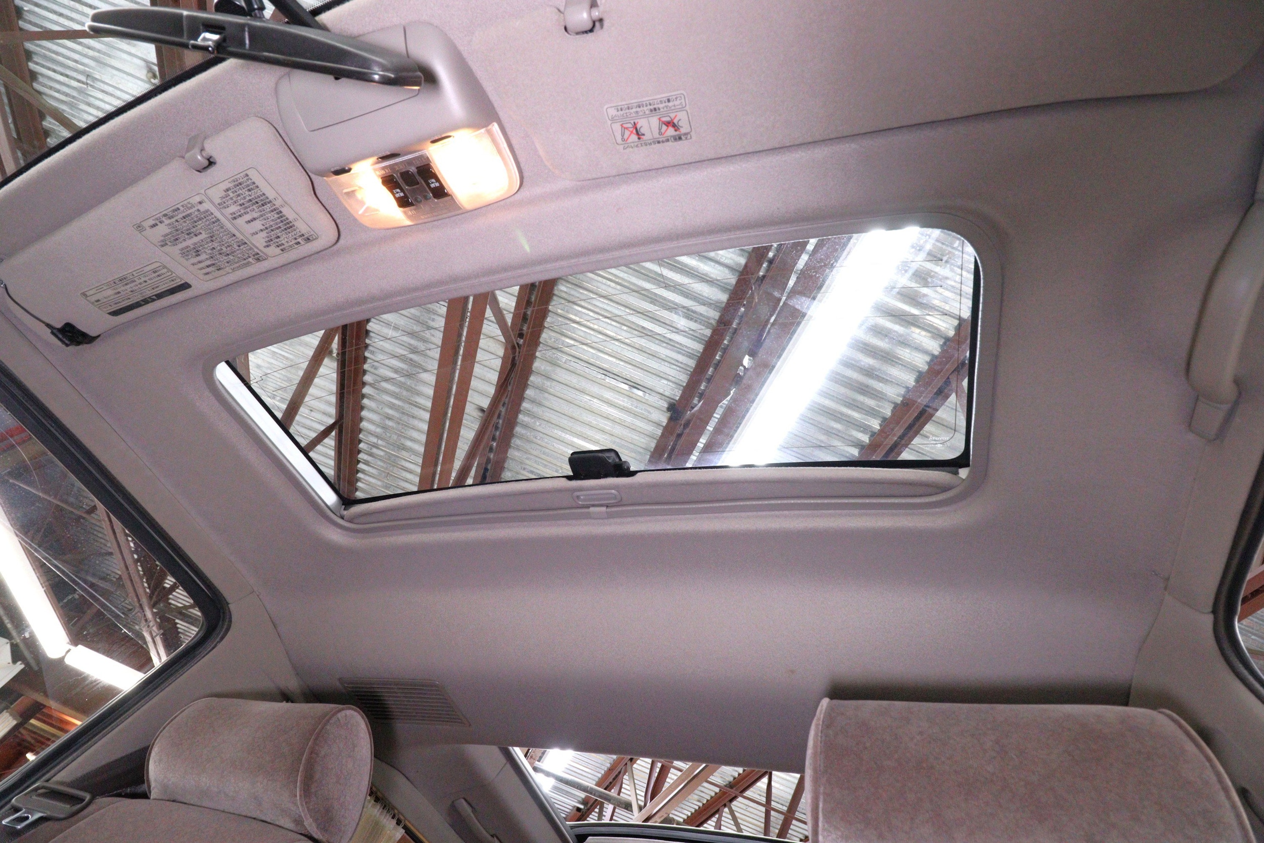 1997 Toyota Hiace 48