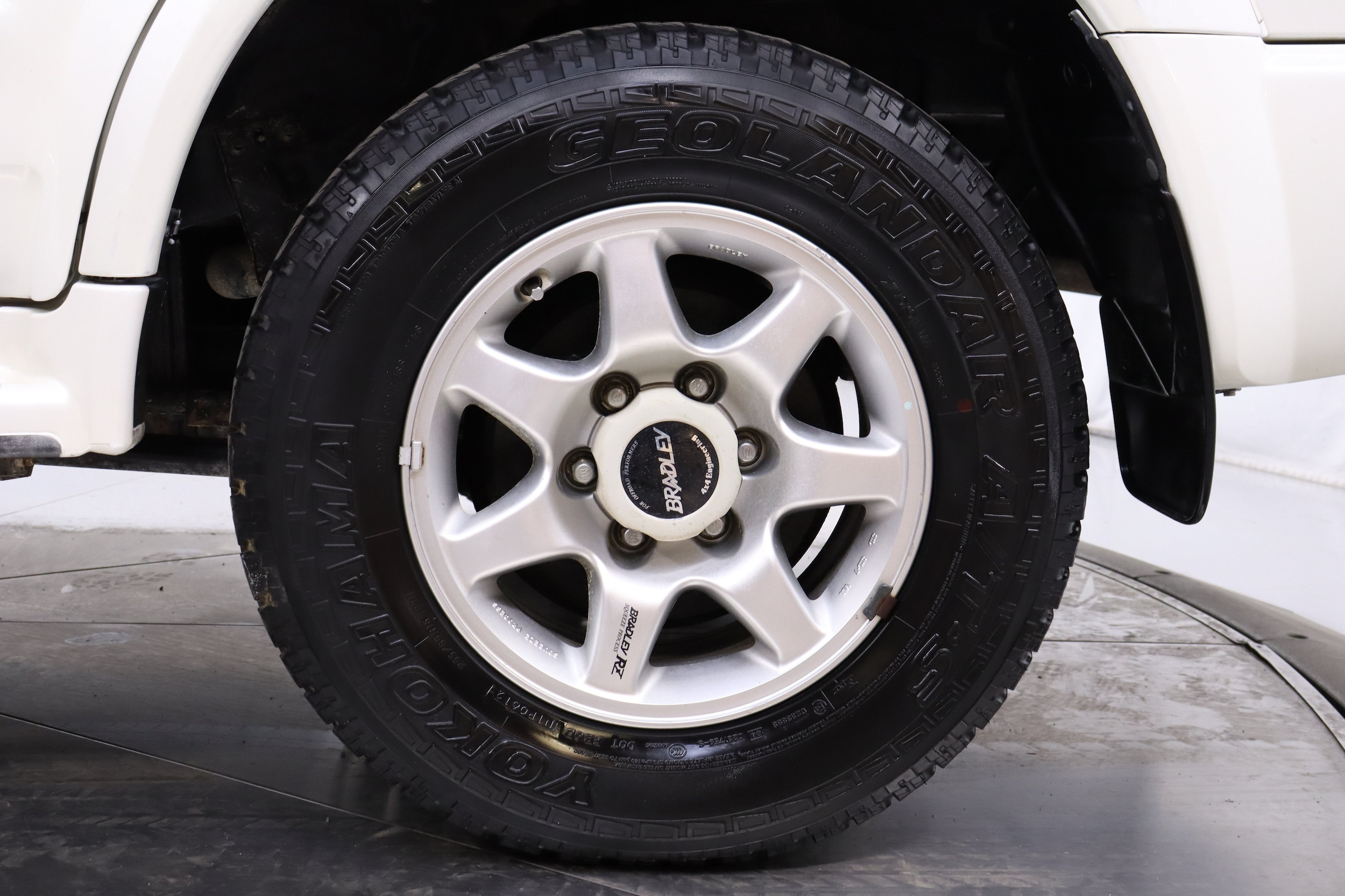 1999 Nissan Terrano Regulus 33