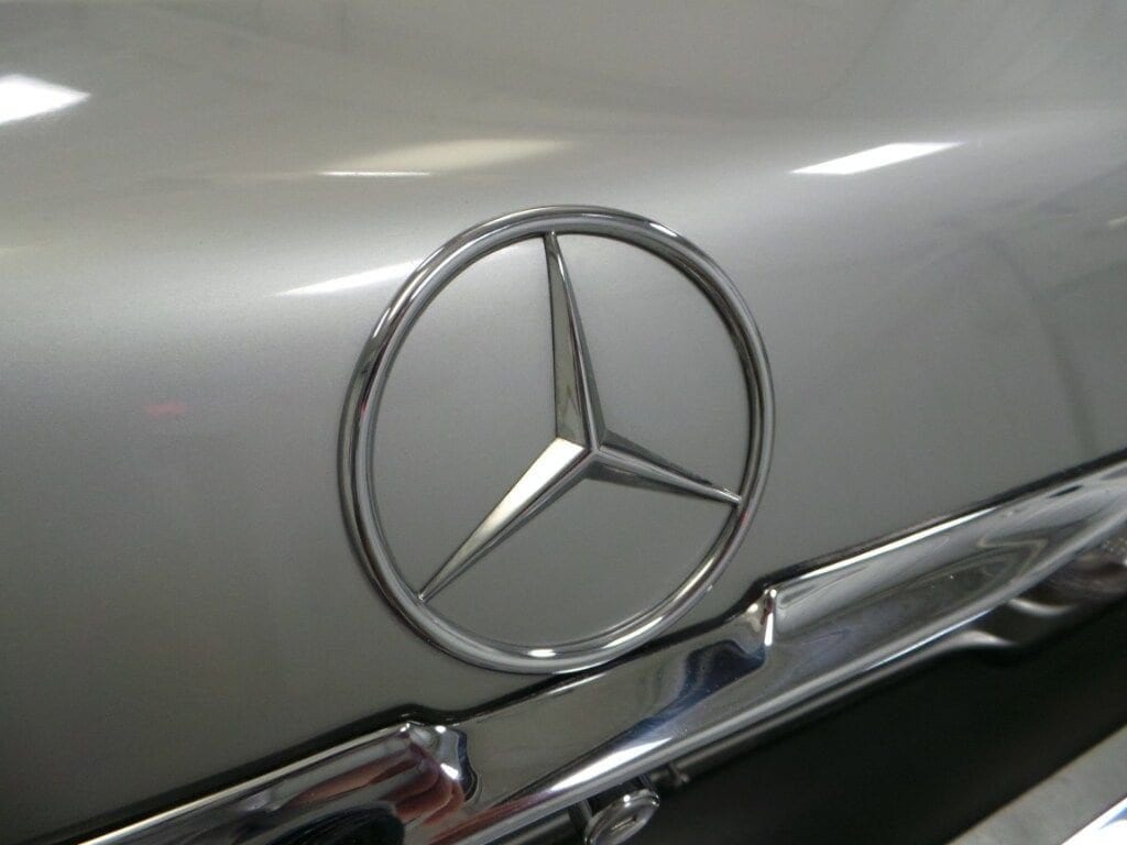 1982 Mercedes-Benz 380 SL 44