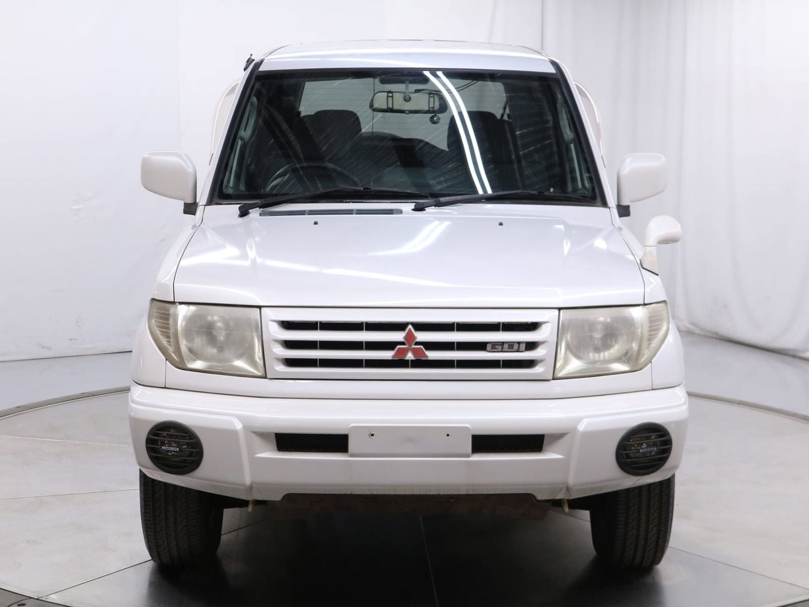 1999 Mitsubishi Pajero 2