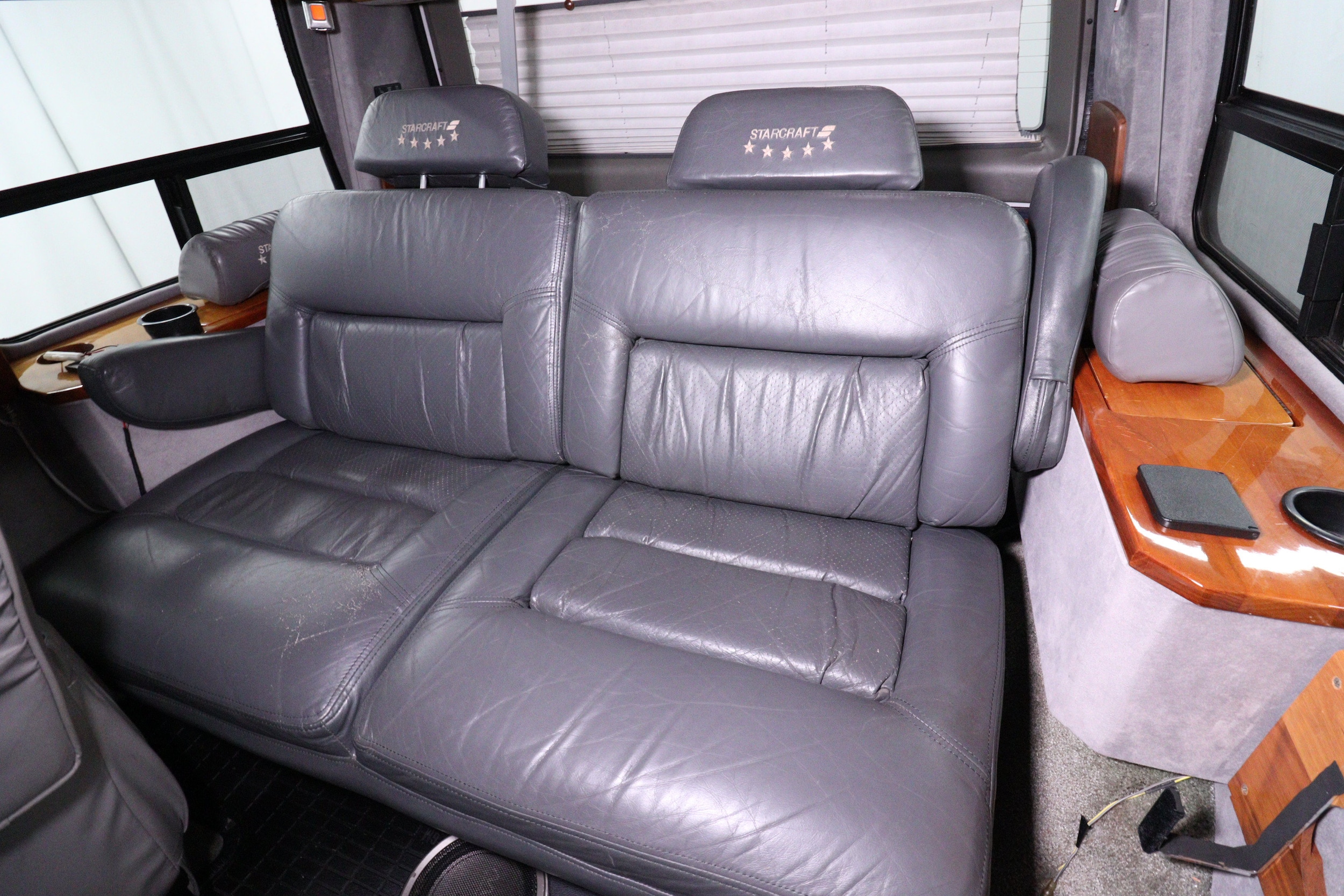 2001 Chevrolet Astro Cargo Van 23