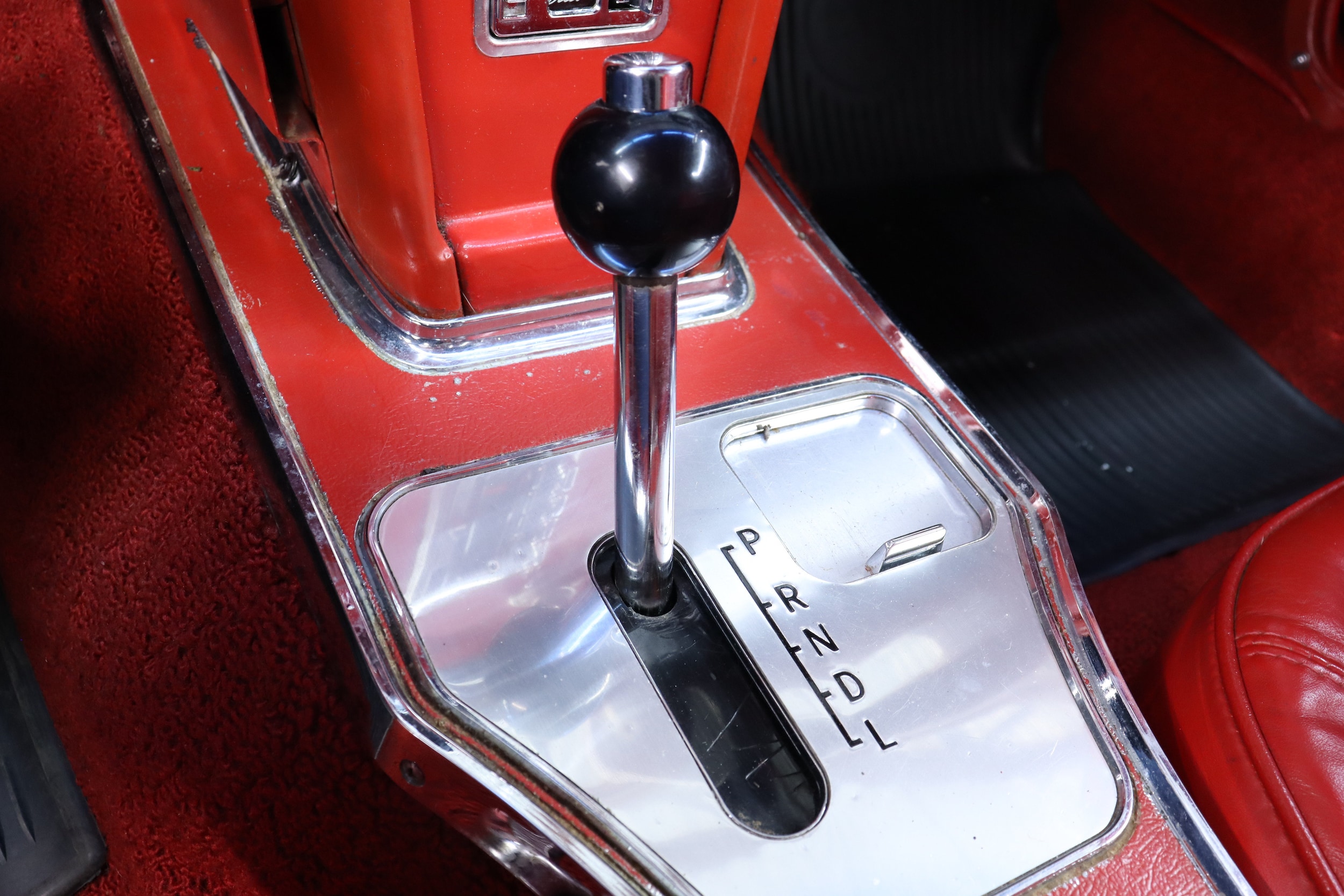 1965 Chevrolet Corvette 37