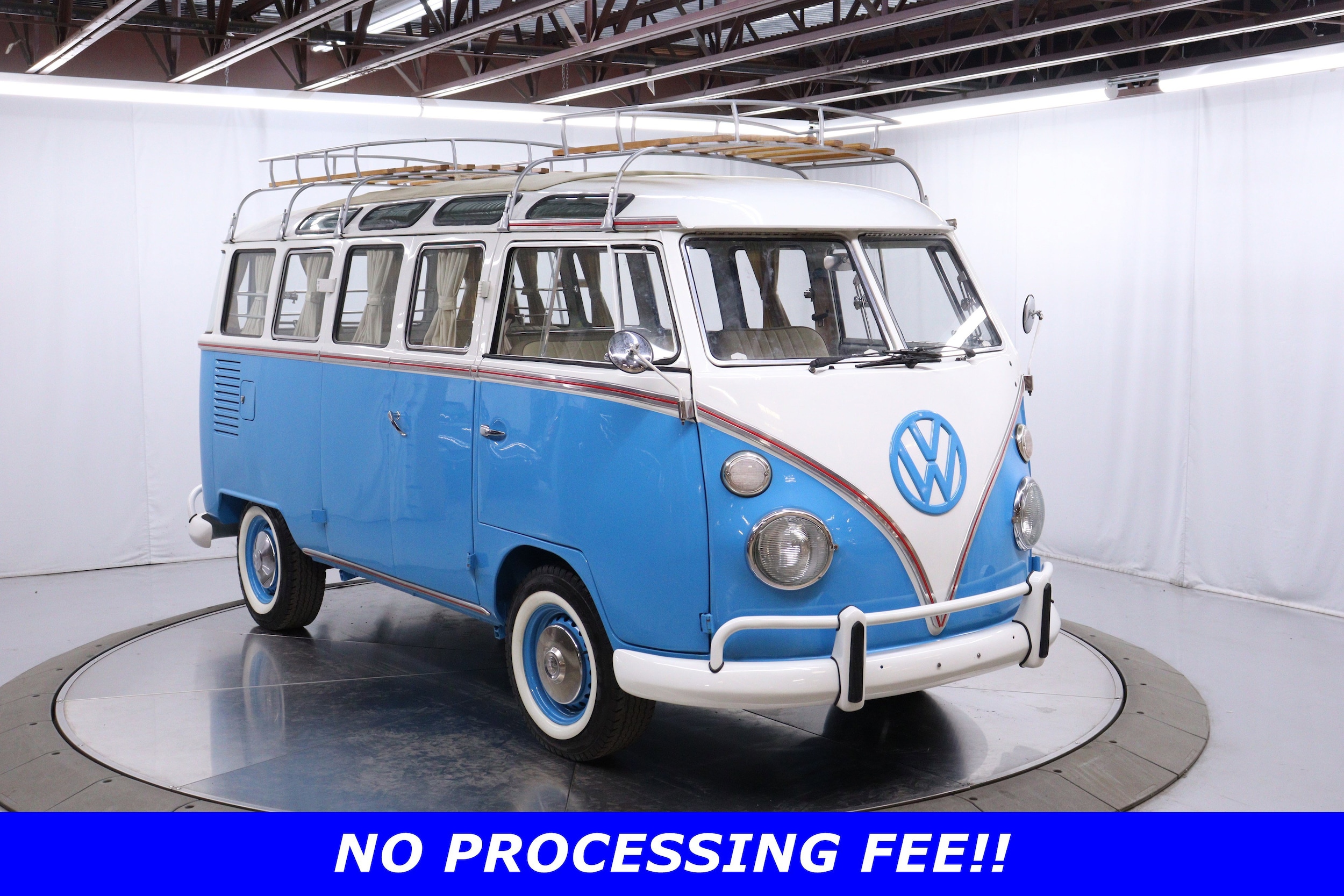 1972 Volkswagen Bus 2