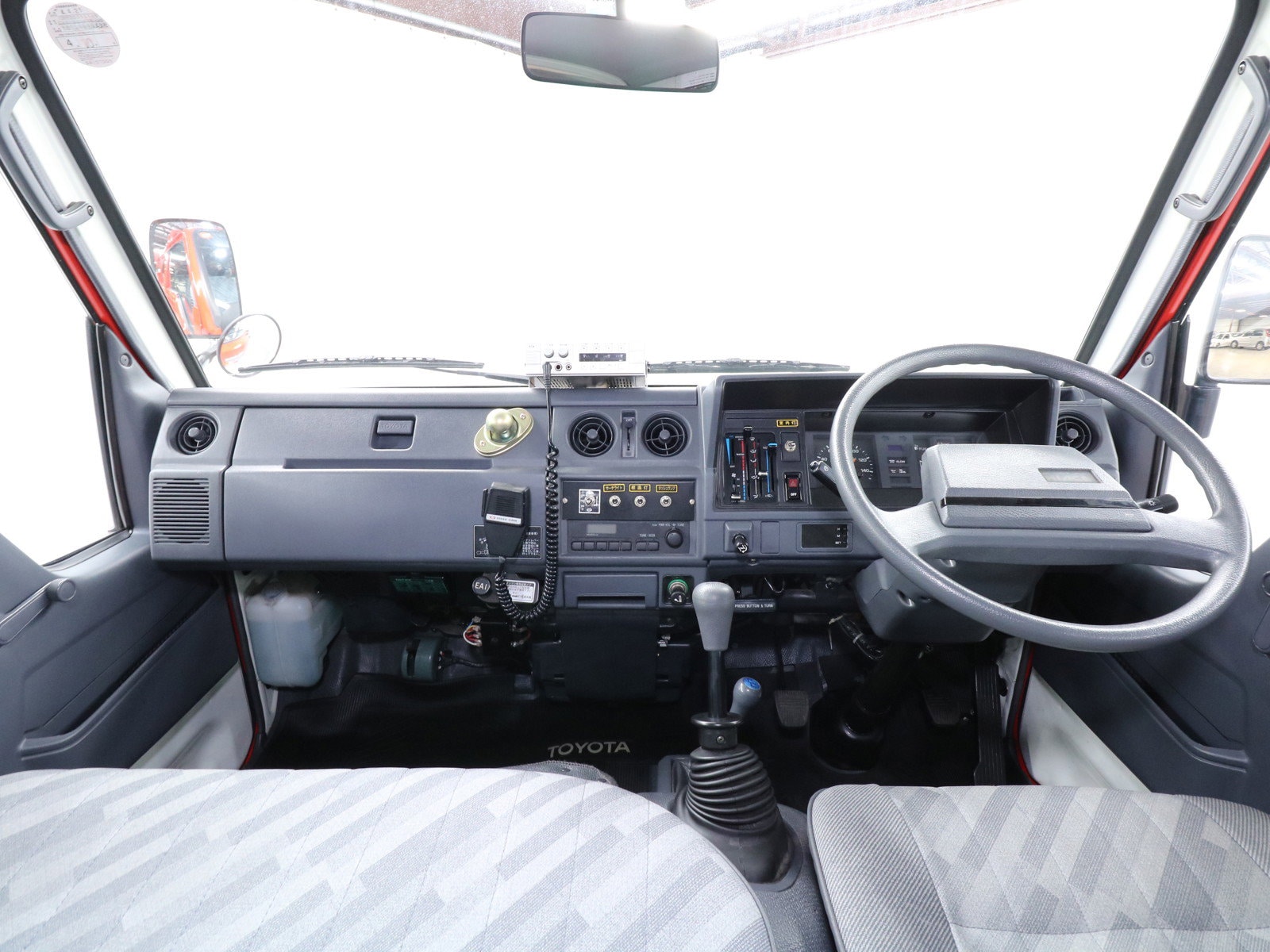 1992 Toyota Hiace 49