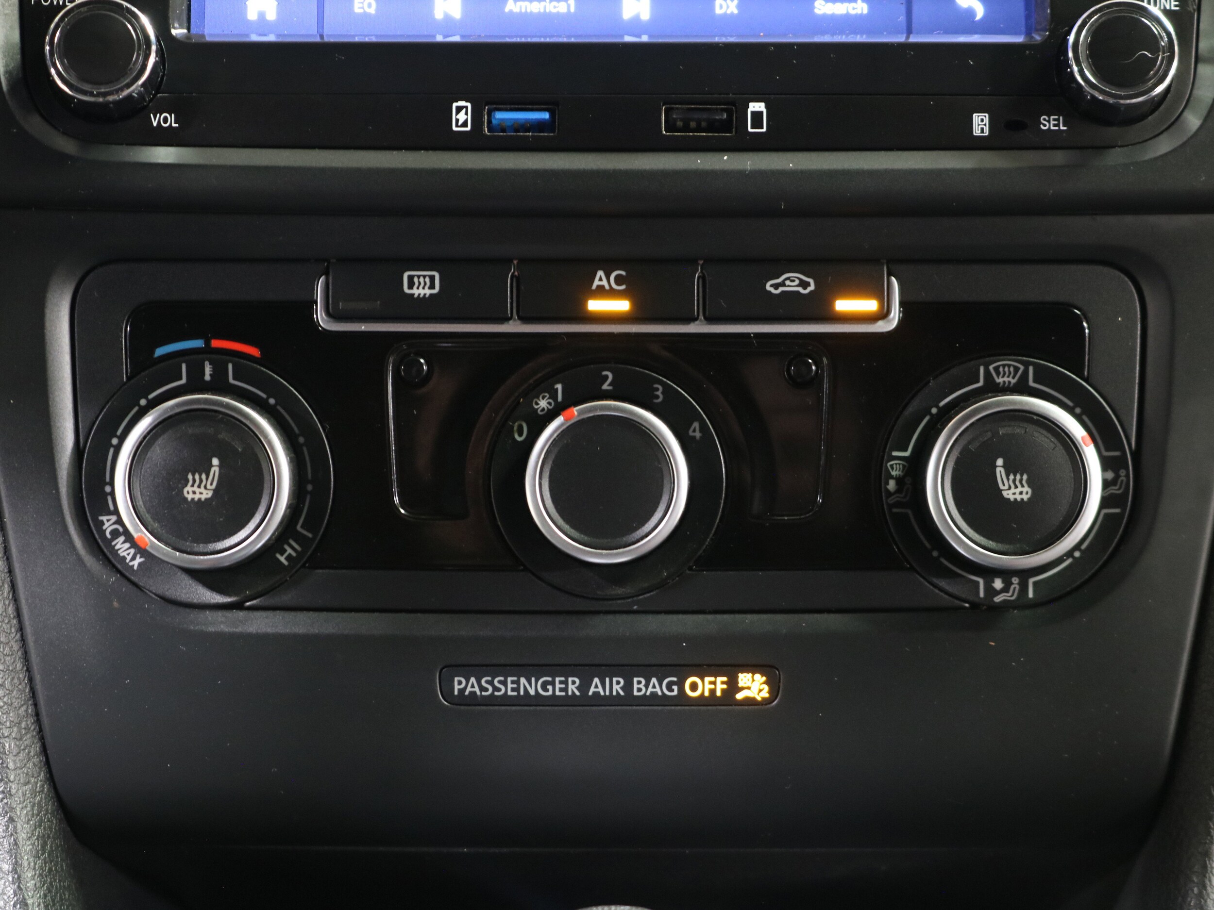 2012 Volkswagen GTI 13
