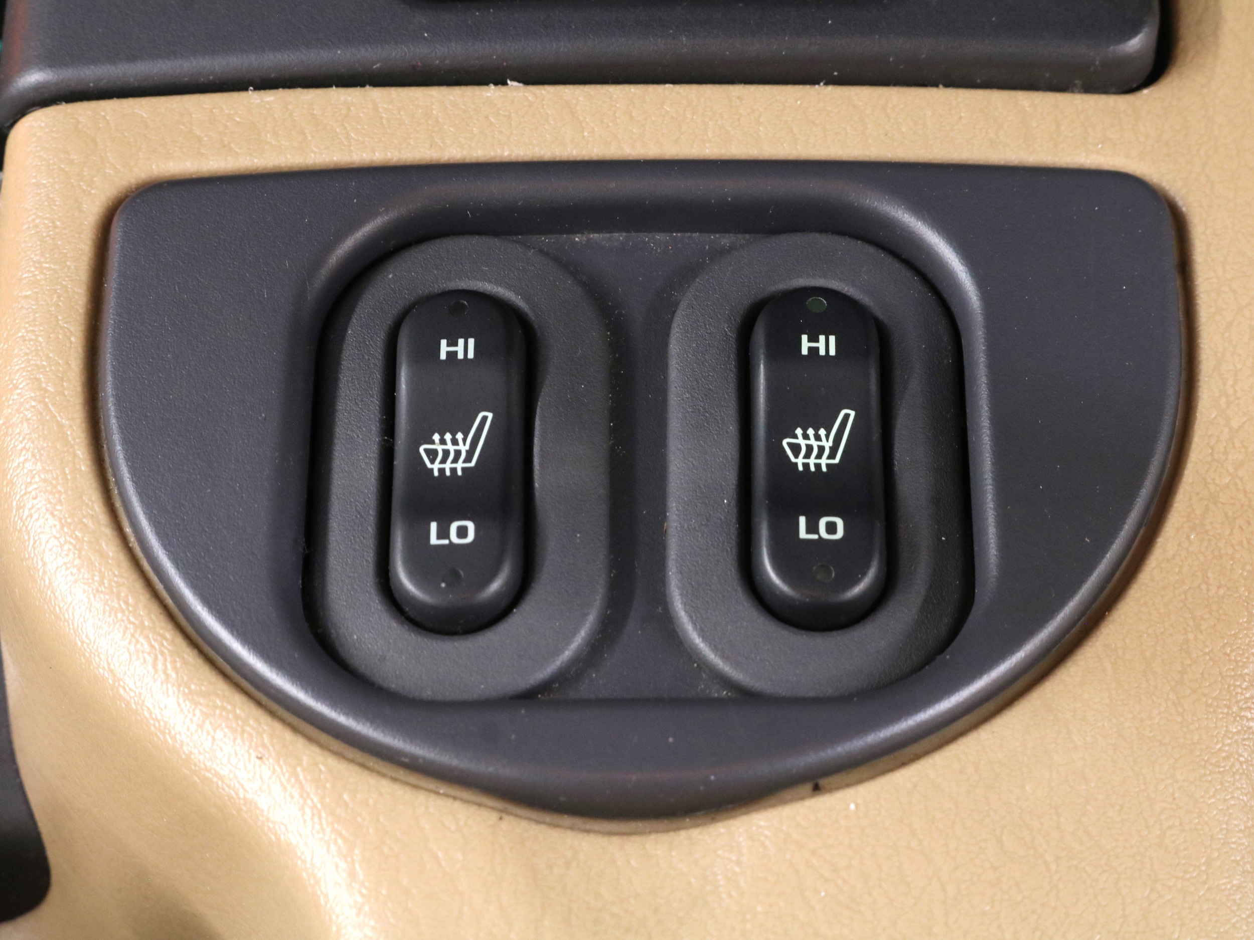 2000 Jeep Cherokee 54