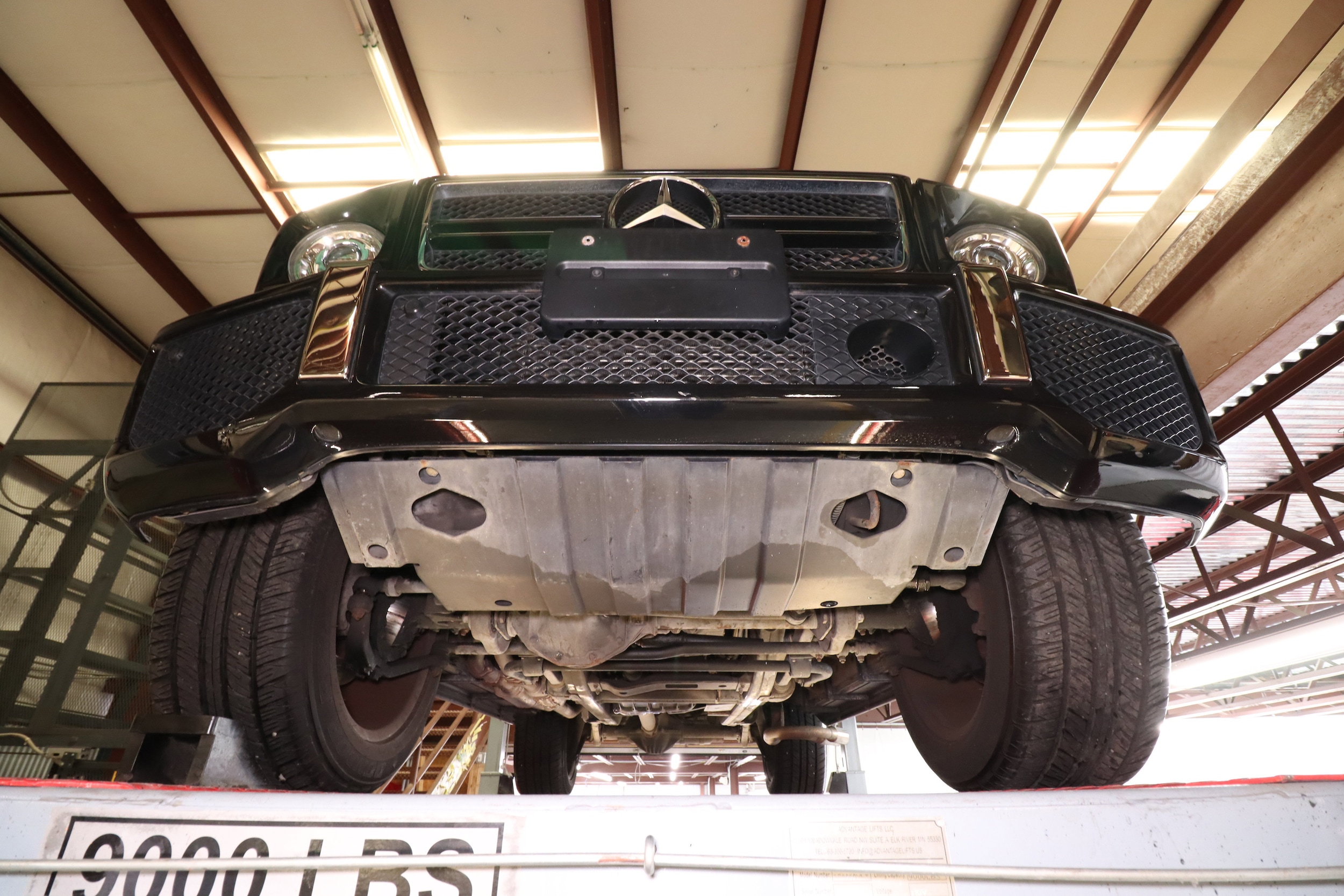 2000 Mercedes-Benz G500 37