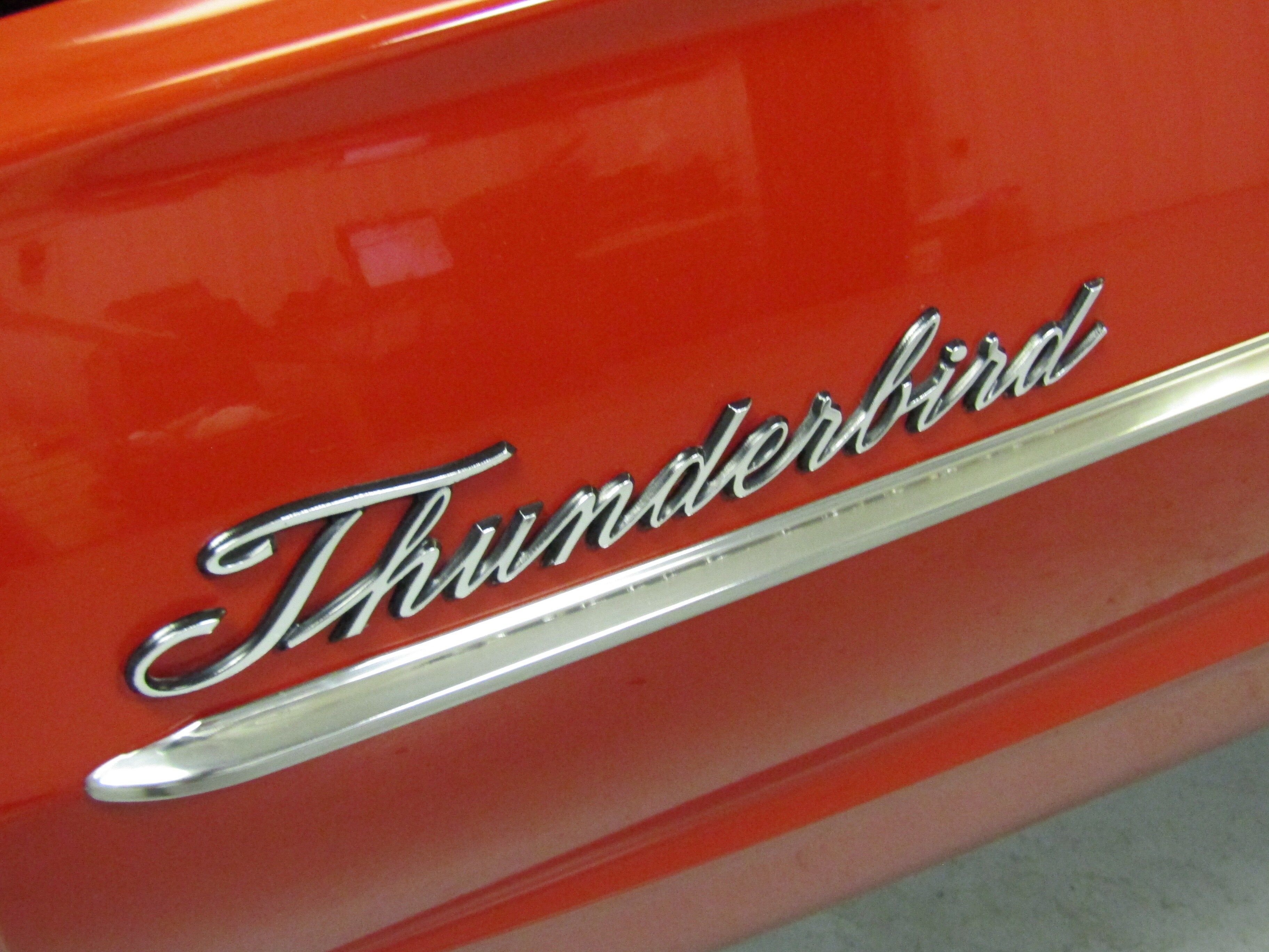 1965 Ford Thunderbird 52