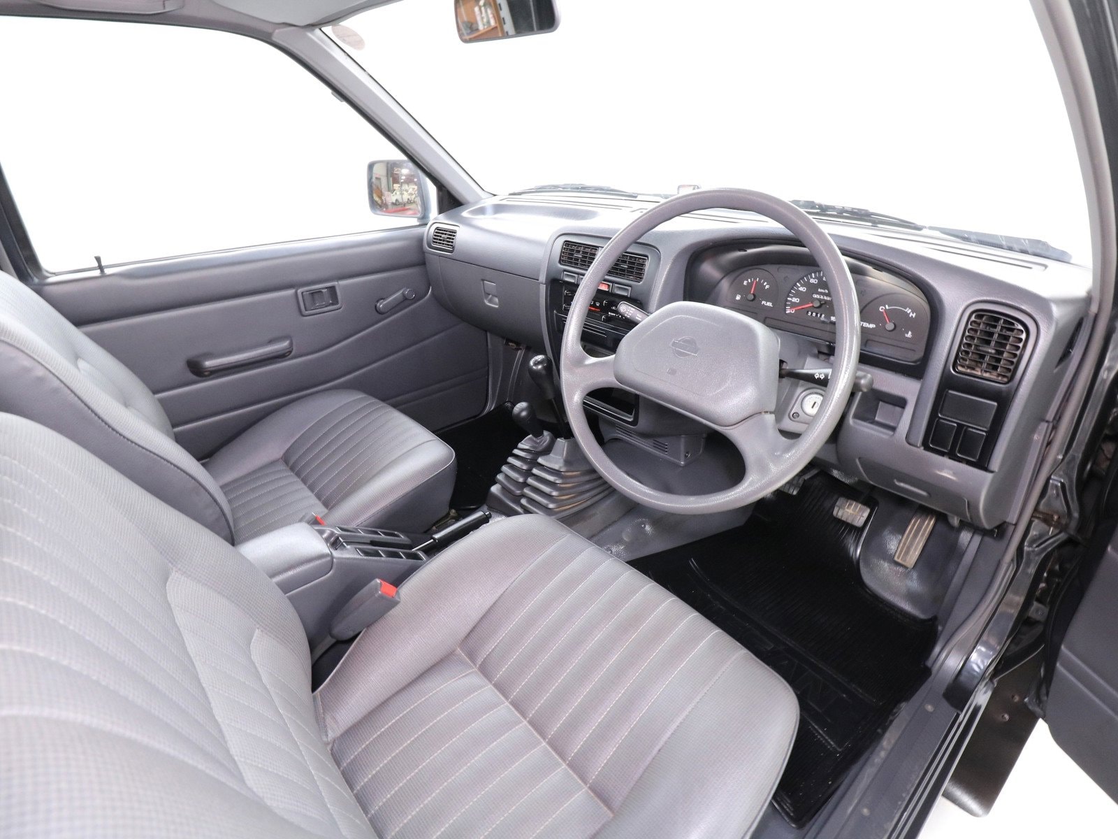 1995 Nissan Datsun 8