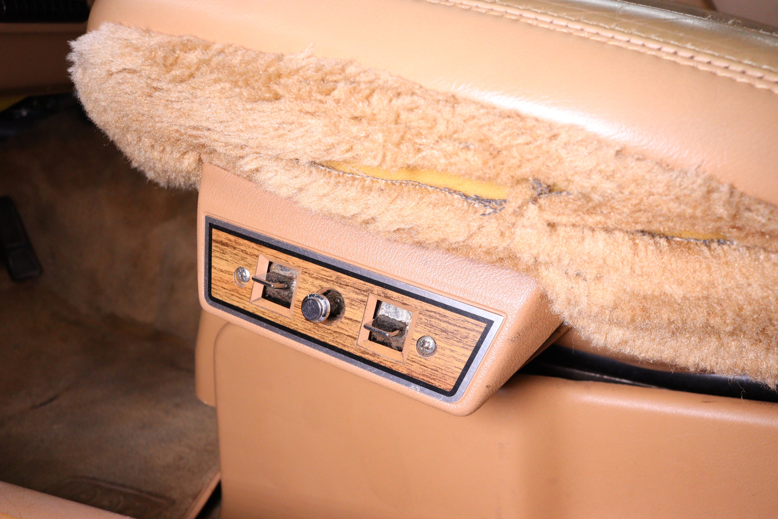 1987 Jeep Wagoneer 60