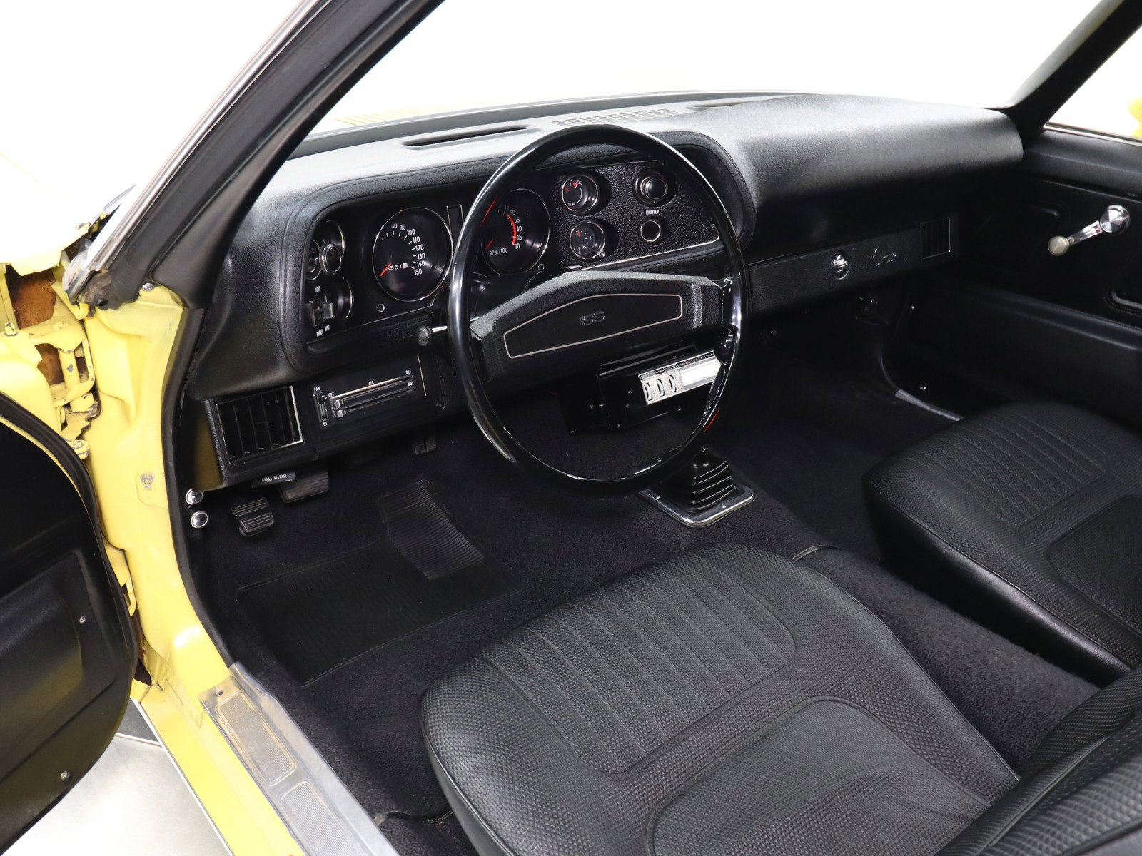 1970 Chevrolet Camaro 12