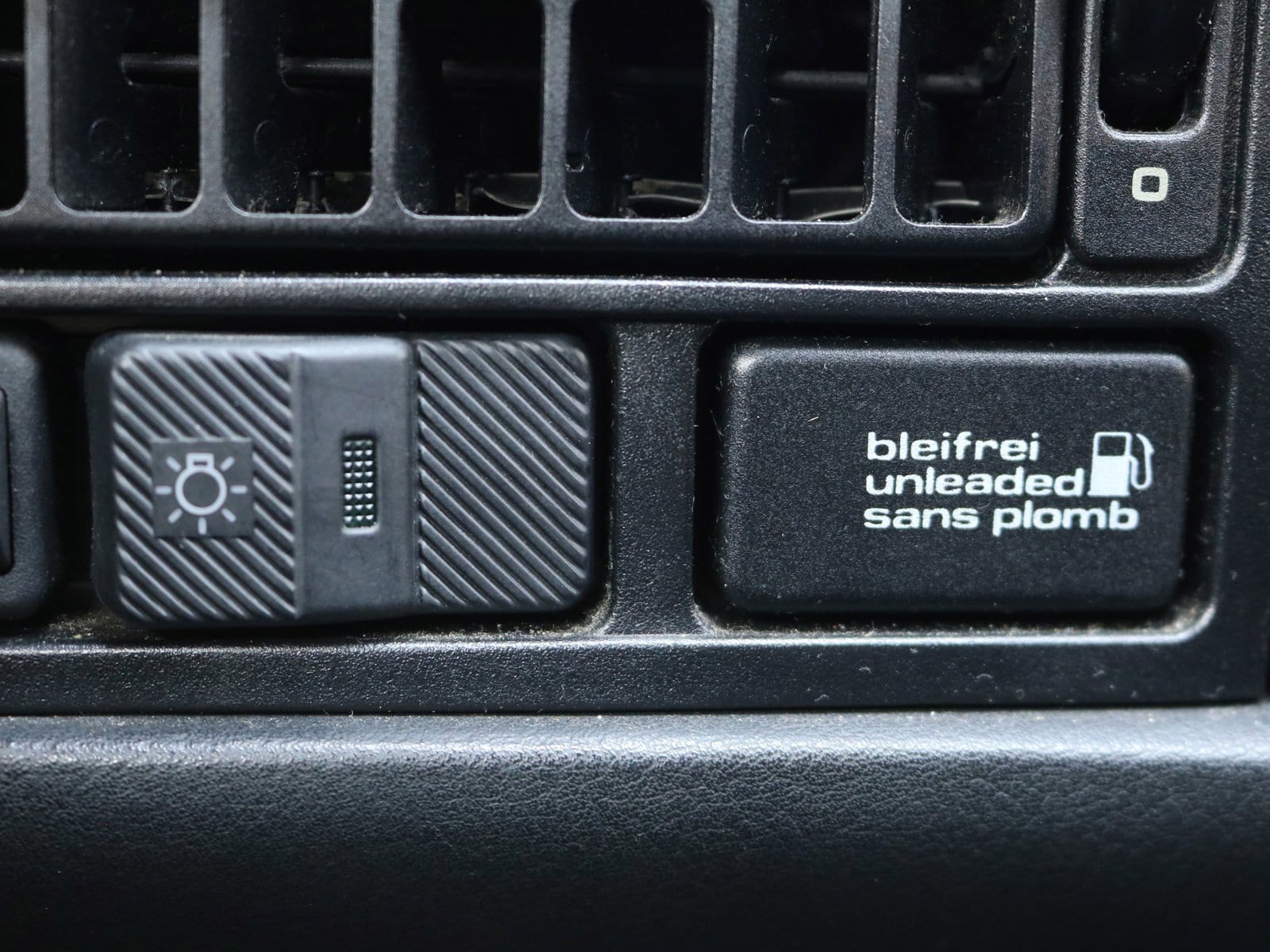 1991 Volkswagen Corrado 47