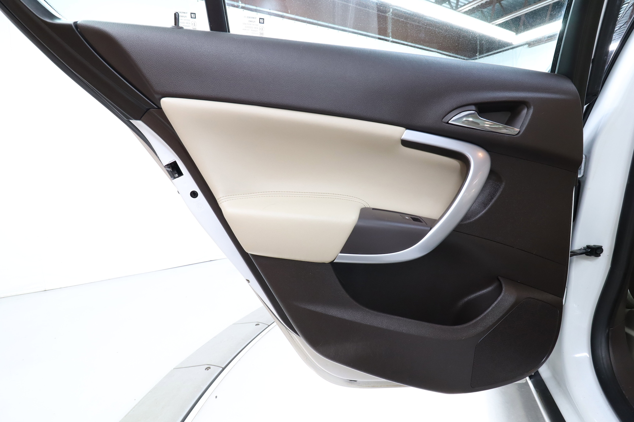 2017 Buick Regal 22