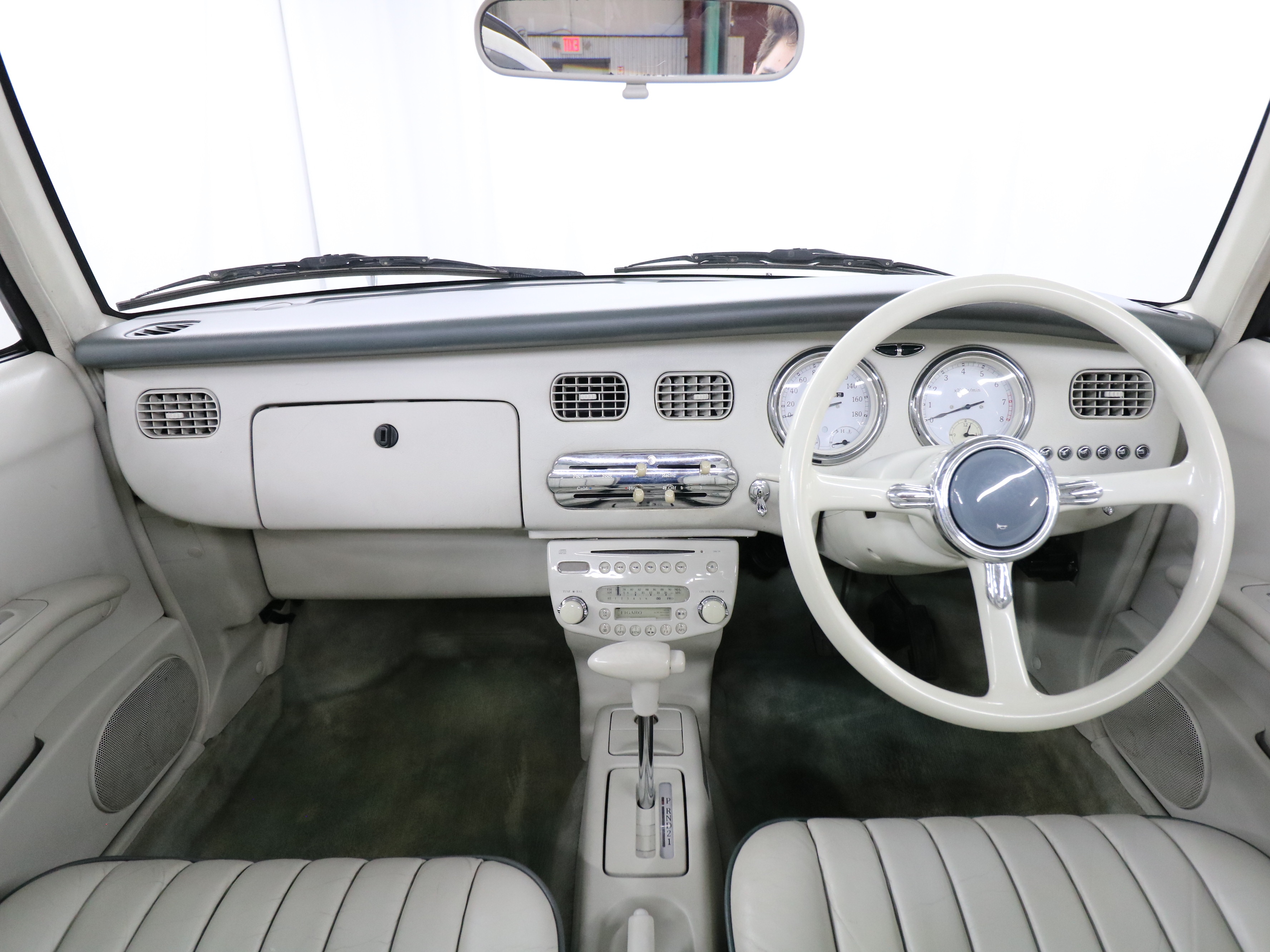 1991 Nissan Figaro 39