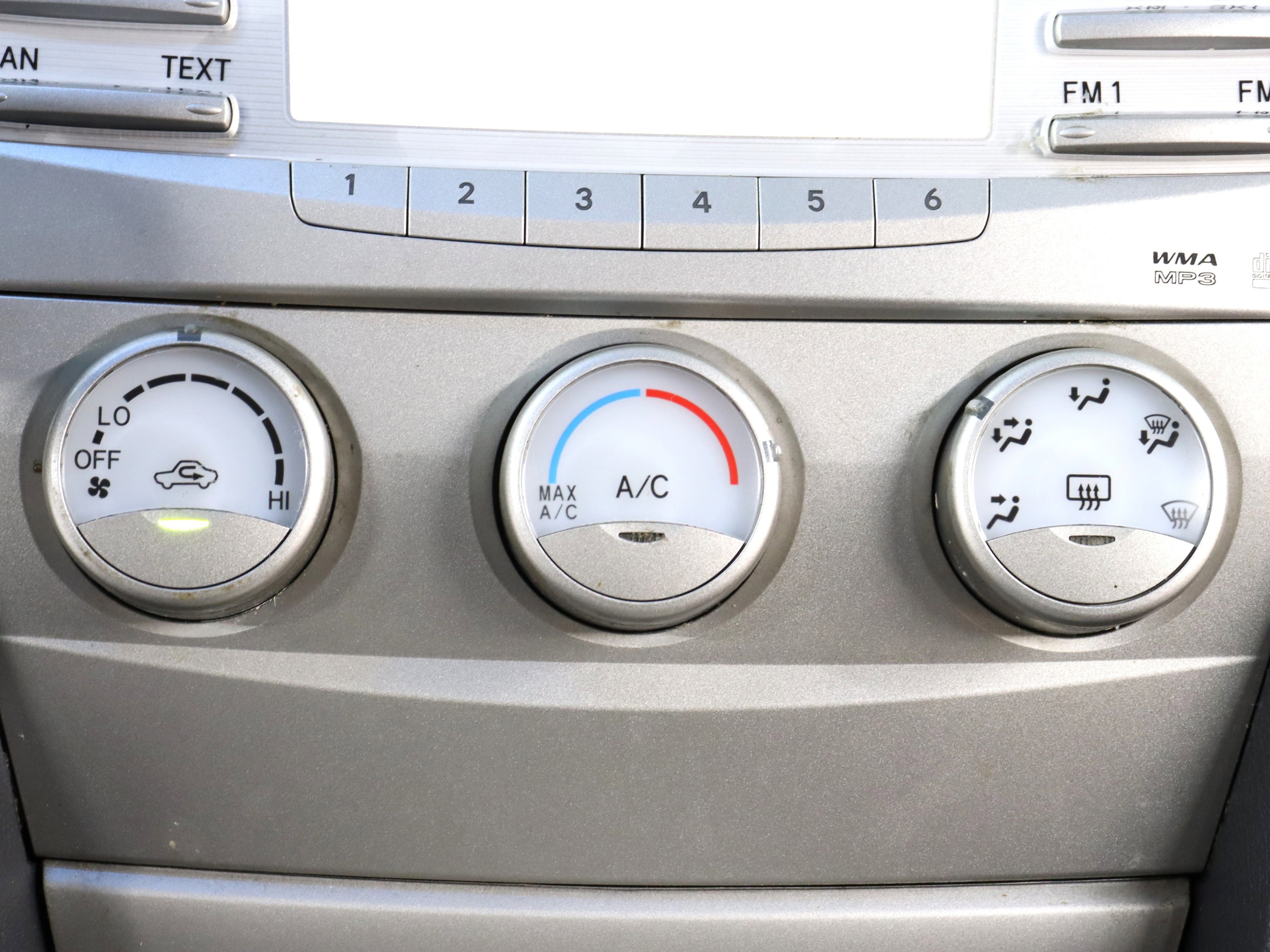 2011 Toyota Camry 13